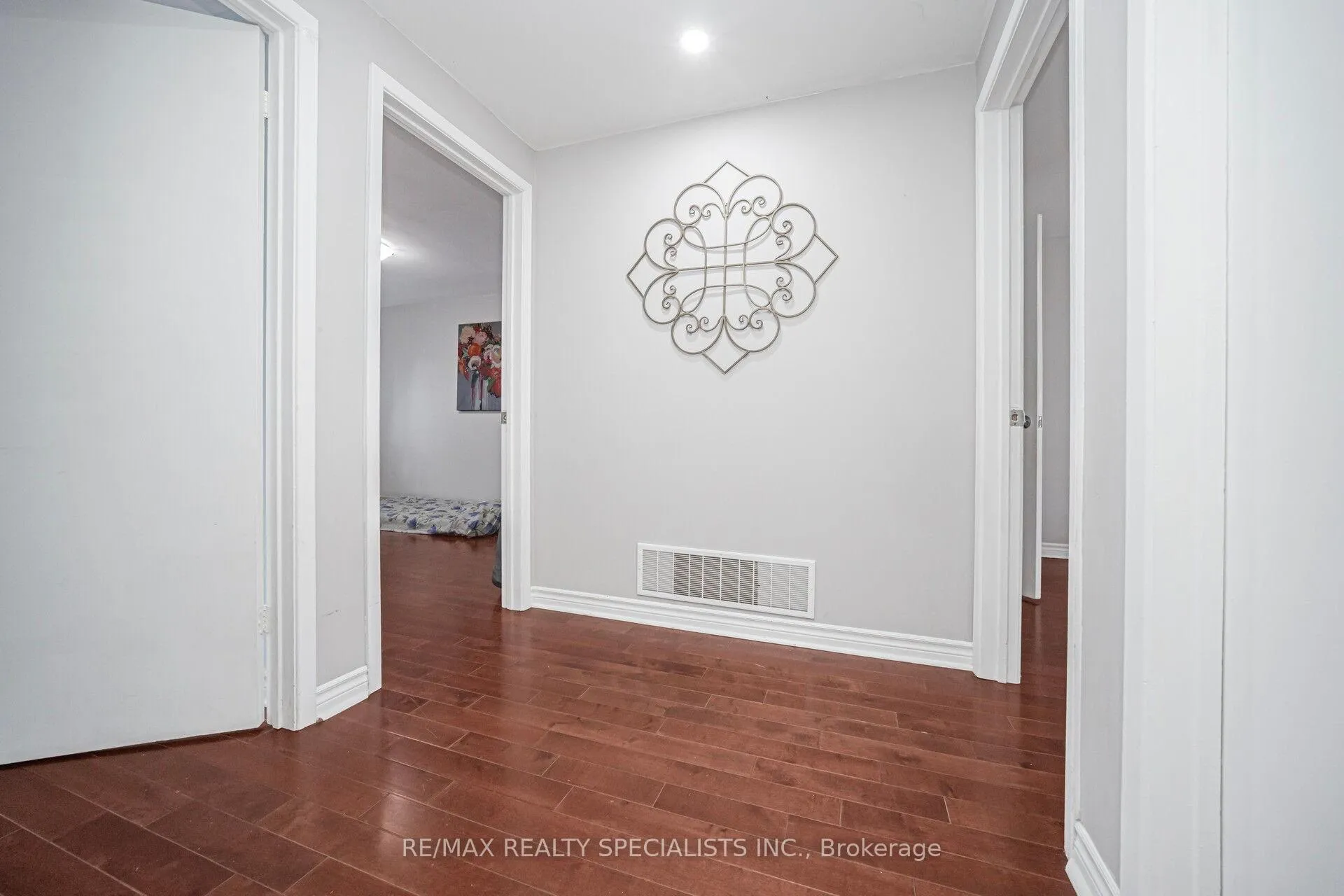 Photo 19 of 44 Franklin Court, Brampton, Bramalea West Industrial — HOMEH