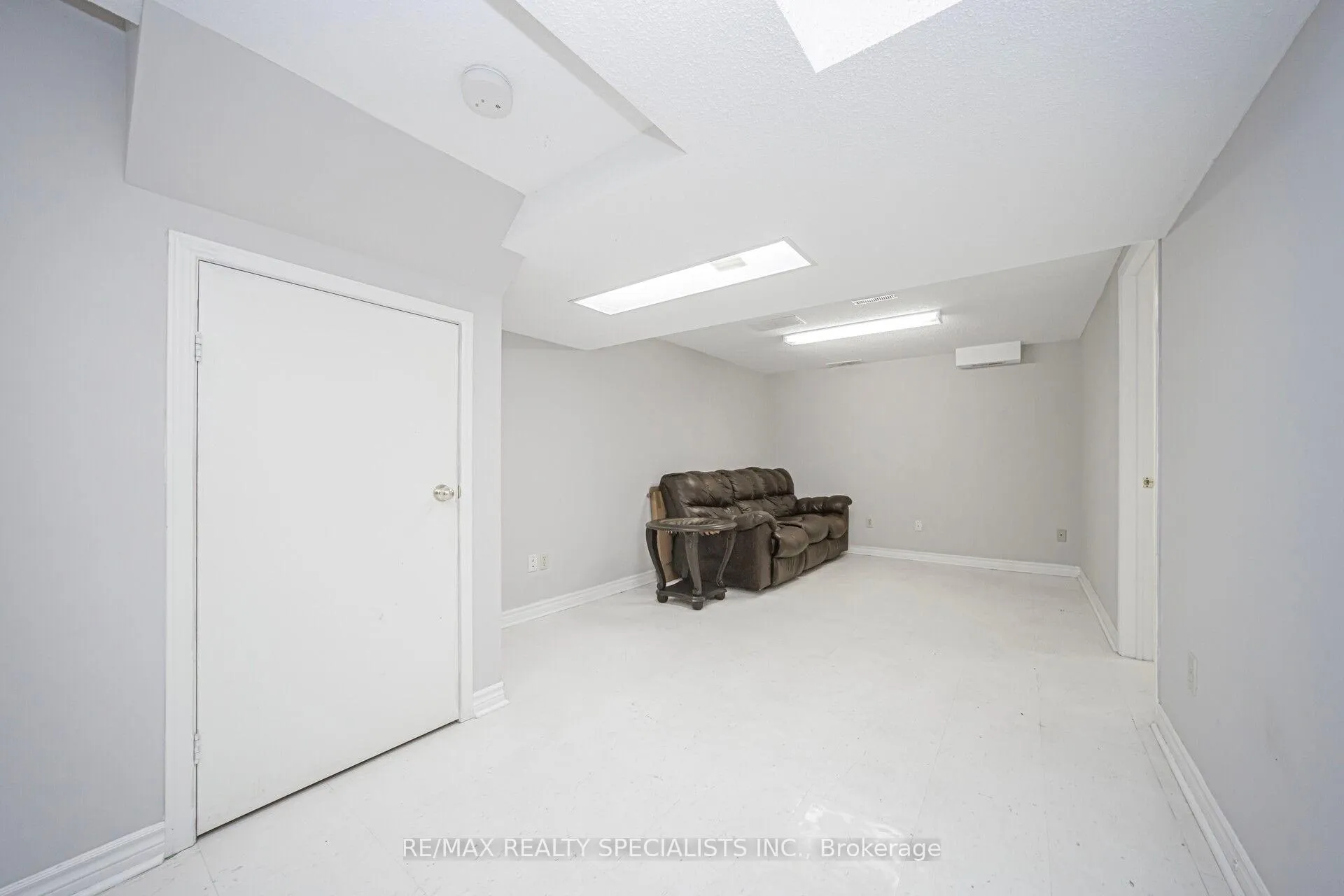 Photo 30 of 44 Franklin Court, Brampton, Bramalea West Industrial — HOMEH