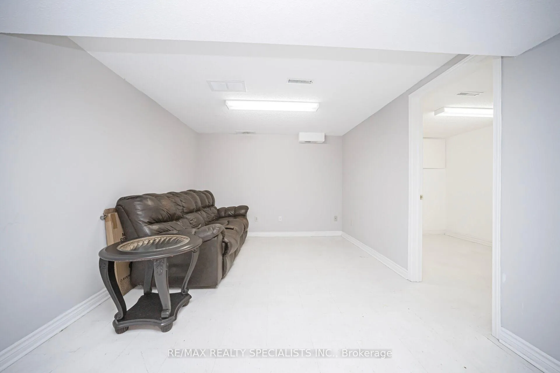 Photo 31 of 44 Franklin Court, Brampton, Bramalea West Industrial — HOMEH