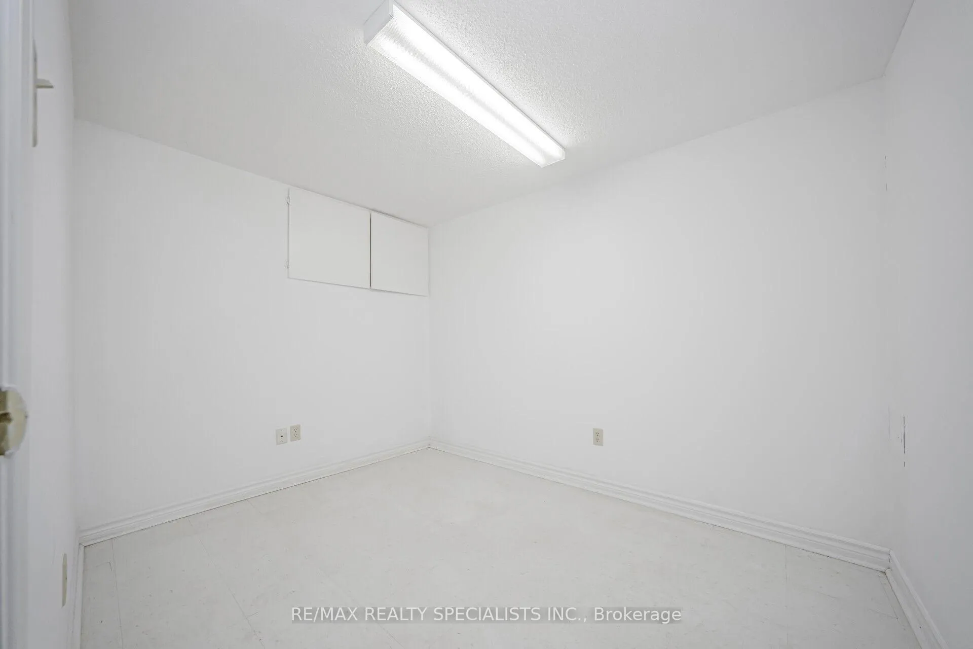 Photo 33 of 44 Franklin Court, Brampton, Bramalea West Industrial — HOMEH