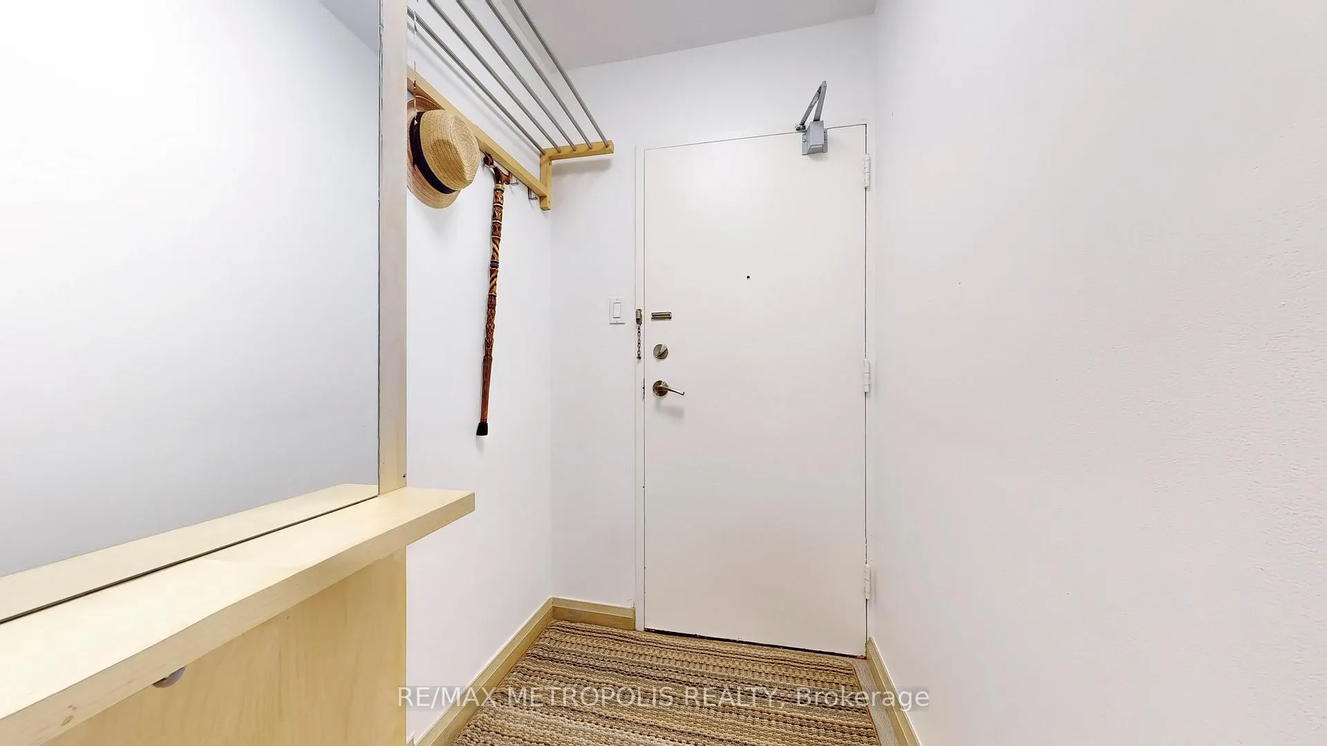 Photo 3 of Unit 357, 16B Elgin Street, Markham, Thornhill — HOMEH