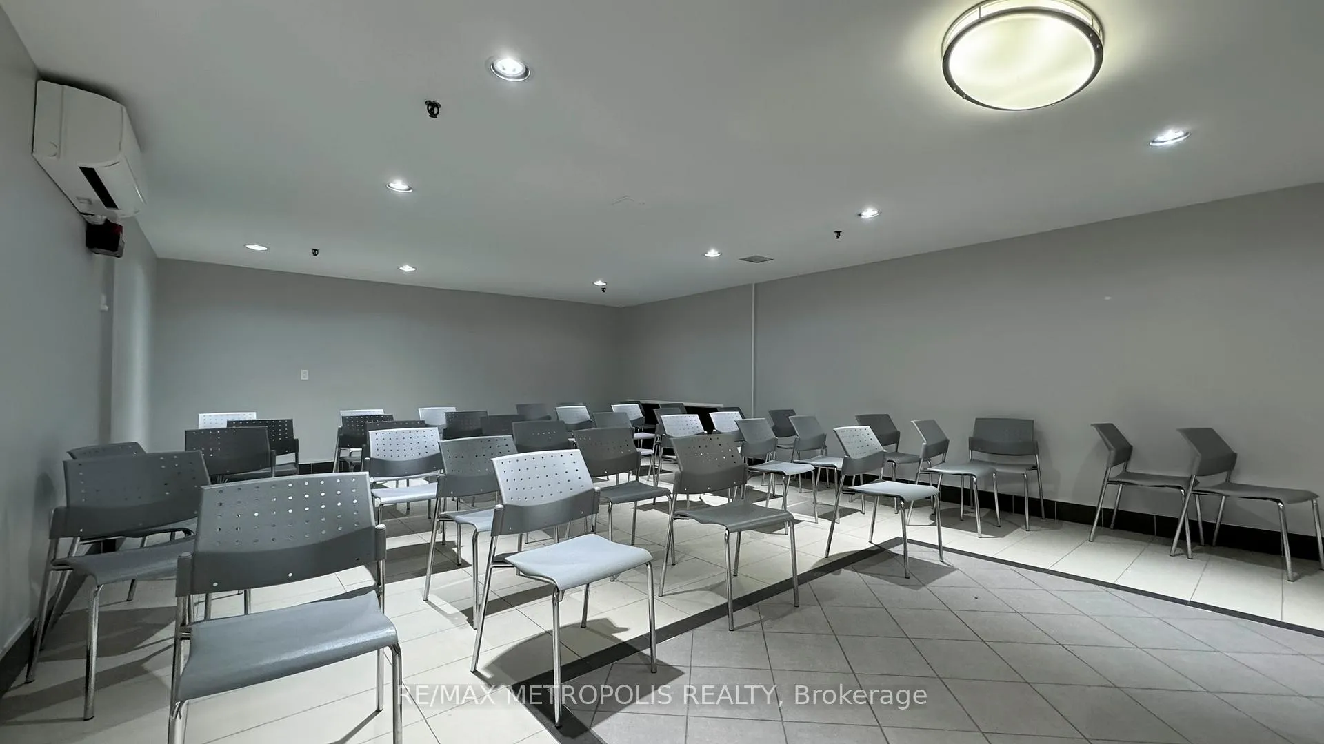 Photo 21 of Unit 357, 16B Elgin Street, Markham, Thornhill — HOMEH