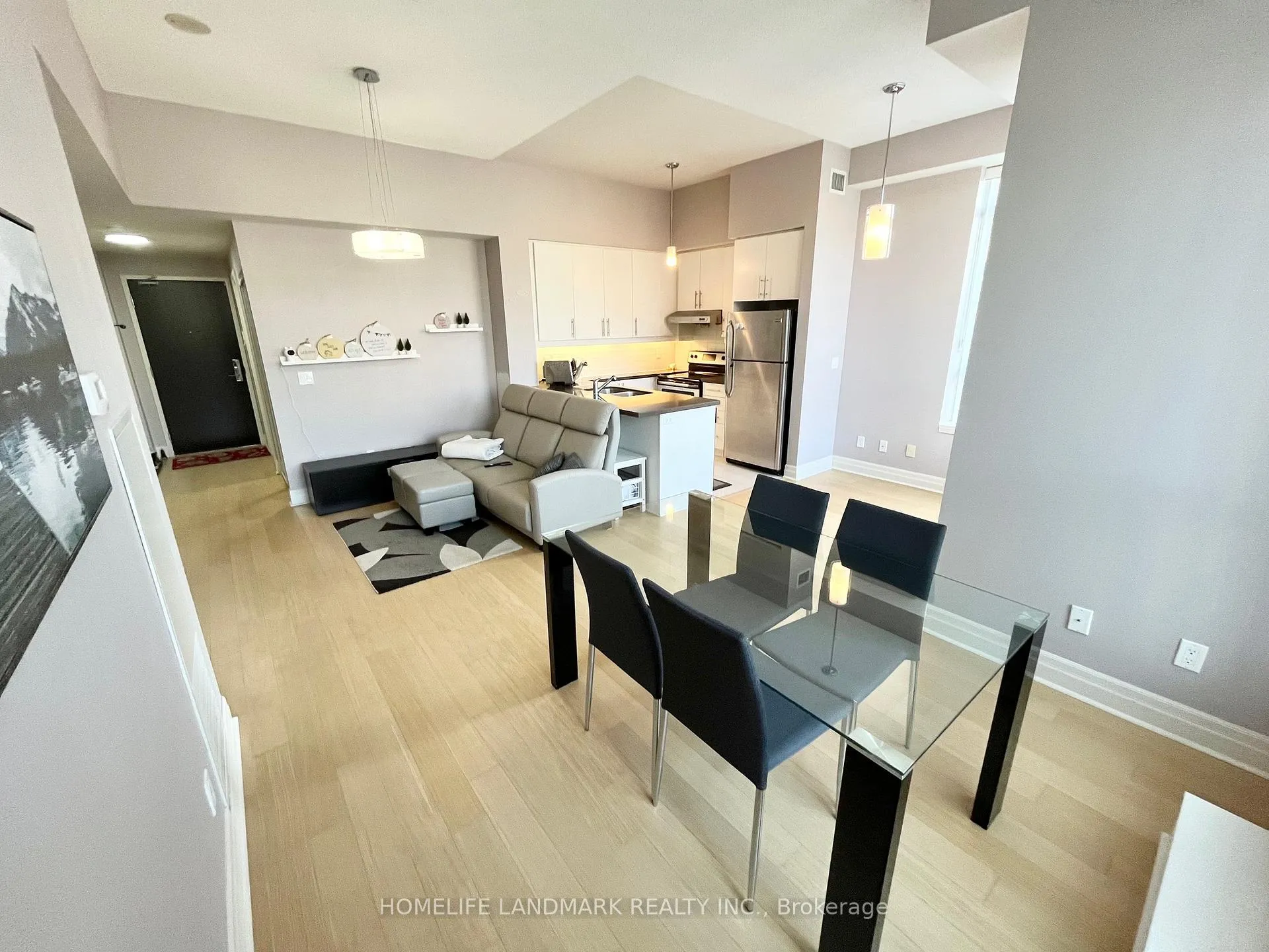Photo 2 of Unit 214, 8130 Birchmount Road, Markham, Unionville — HOMEH