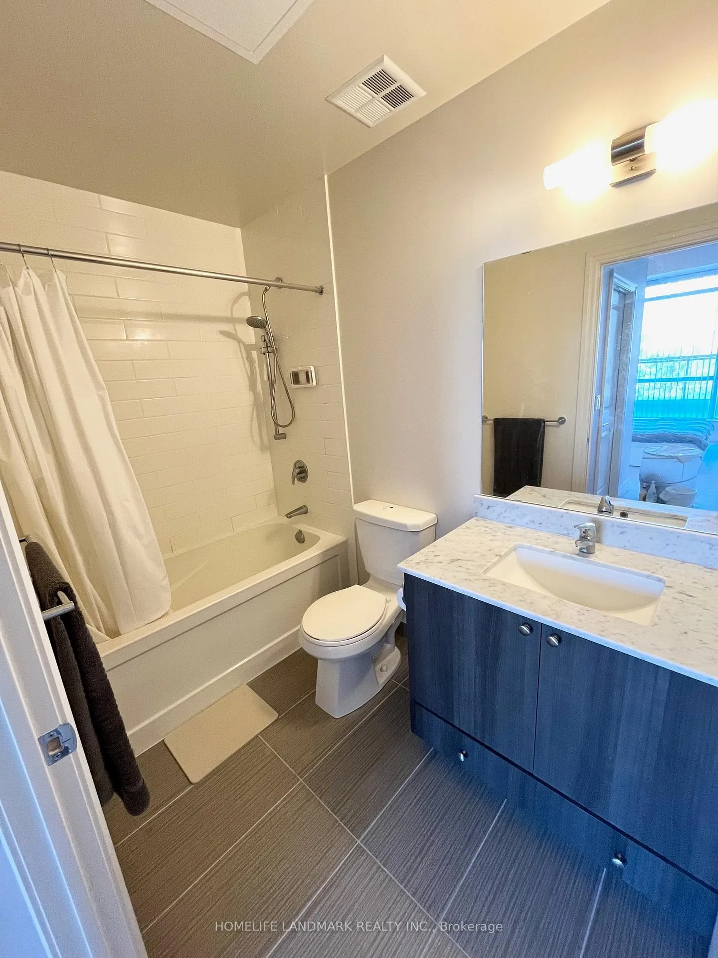Photo 10 of Unit 214, 8130 Birchmount Road, Markham, Unionville — HOMEH