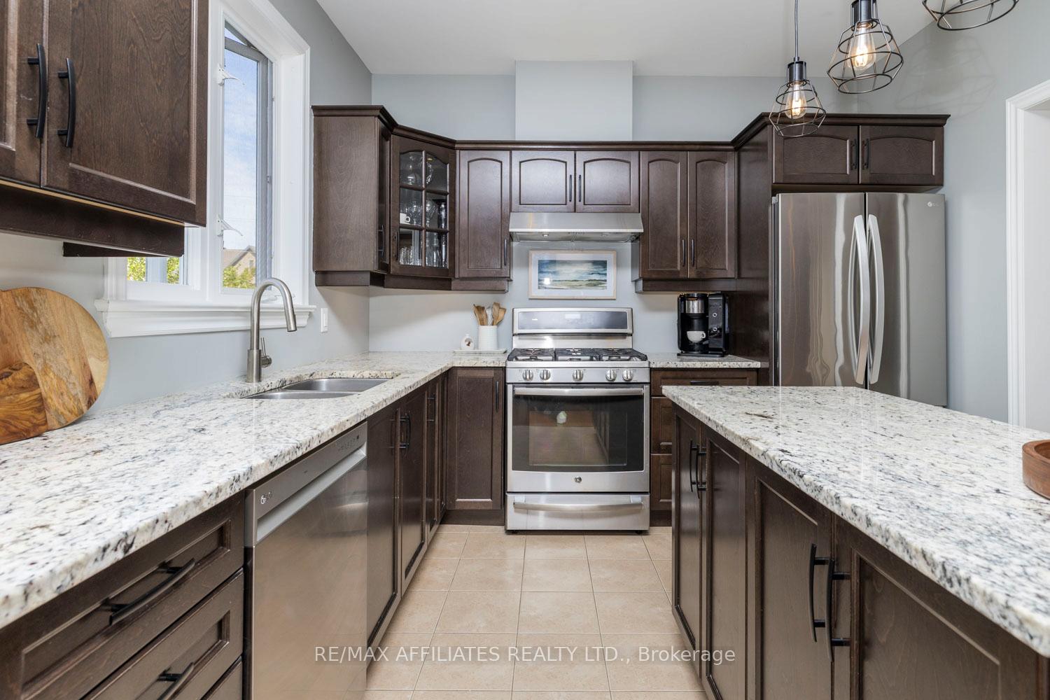 Photo 3 of 237 Santiago Street, Carleton Place — HOMEH