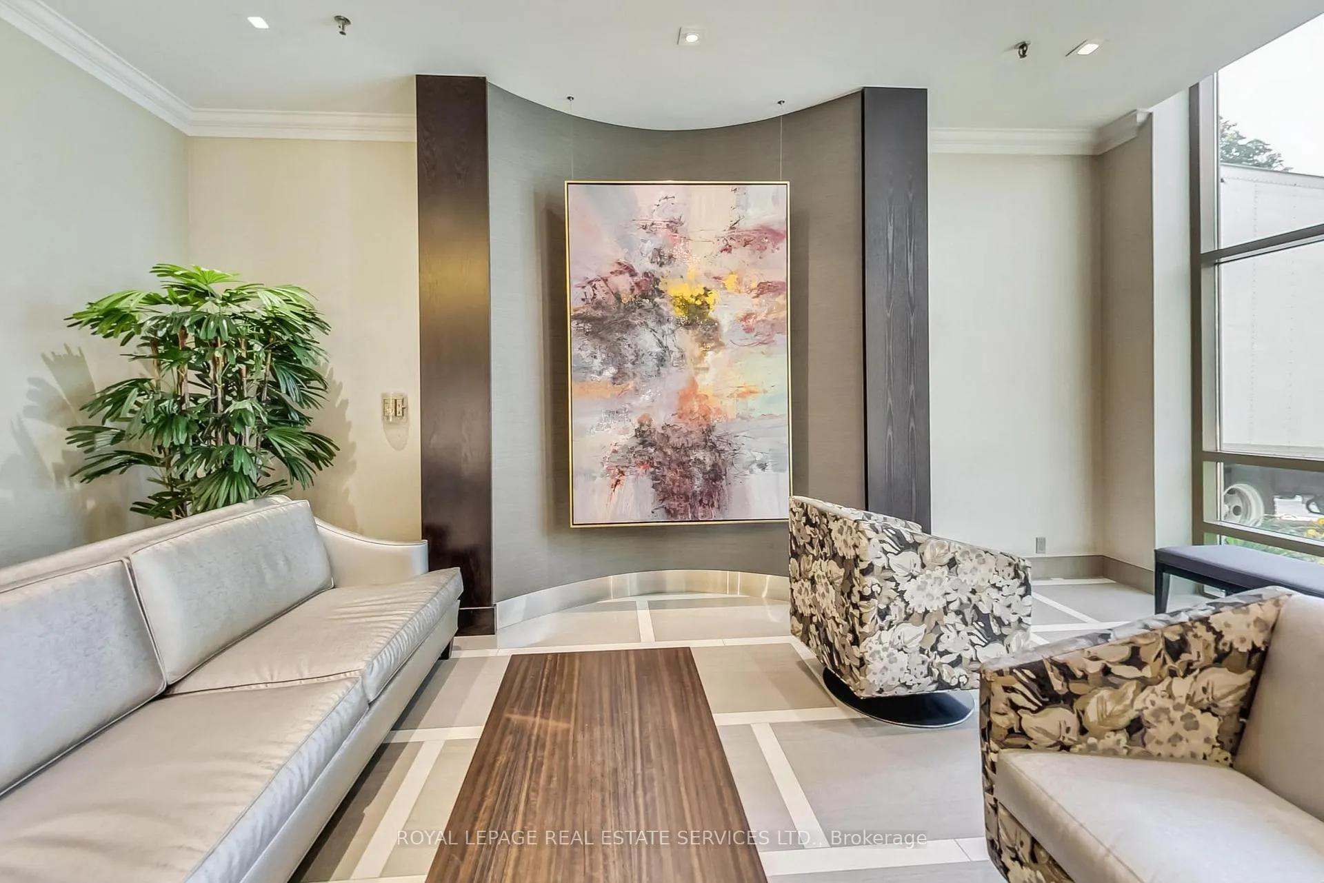 Photo 4 of Unit 203, 205 Wynford Drive, Toronto, Flemingdon Park — HOMEH