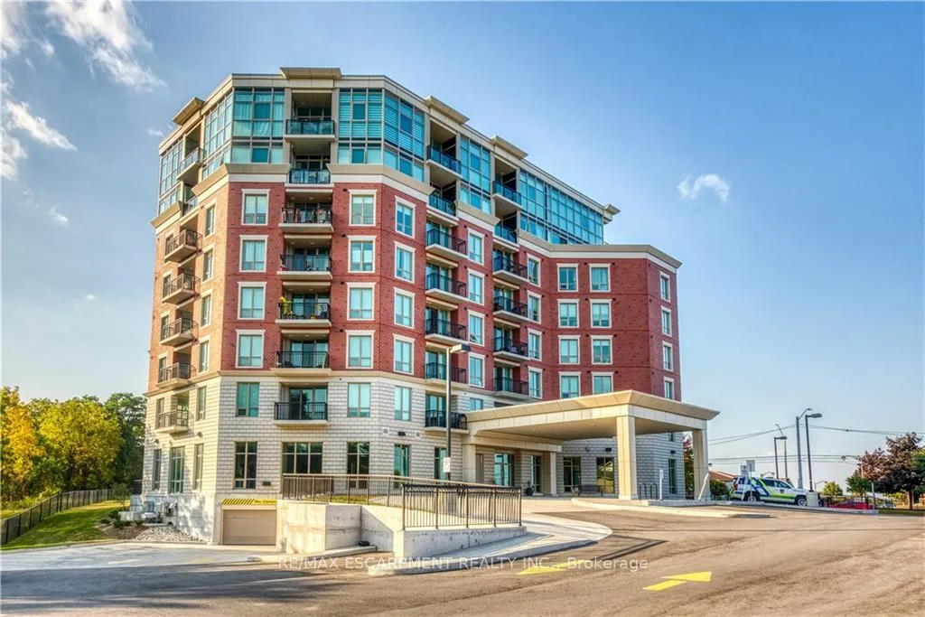 Front of Unit 706, 2750 King Street E