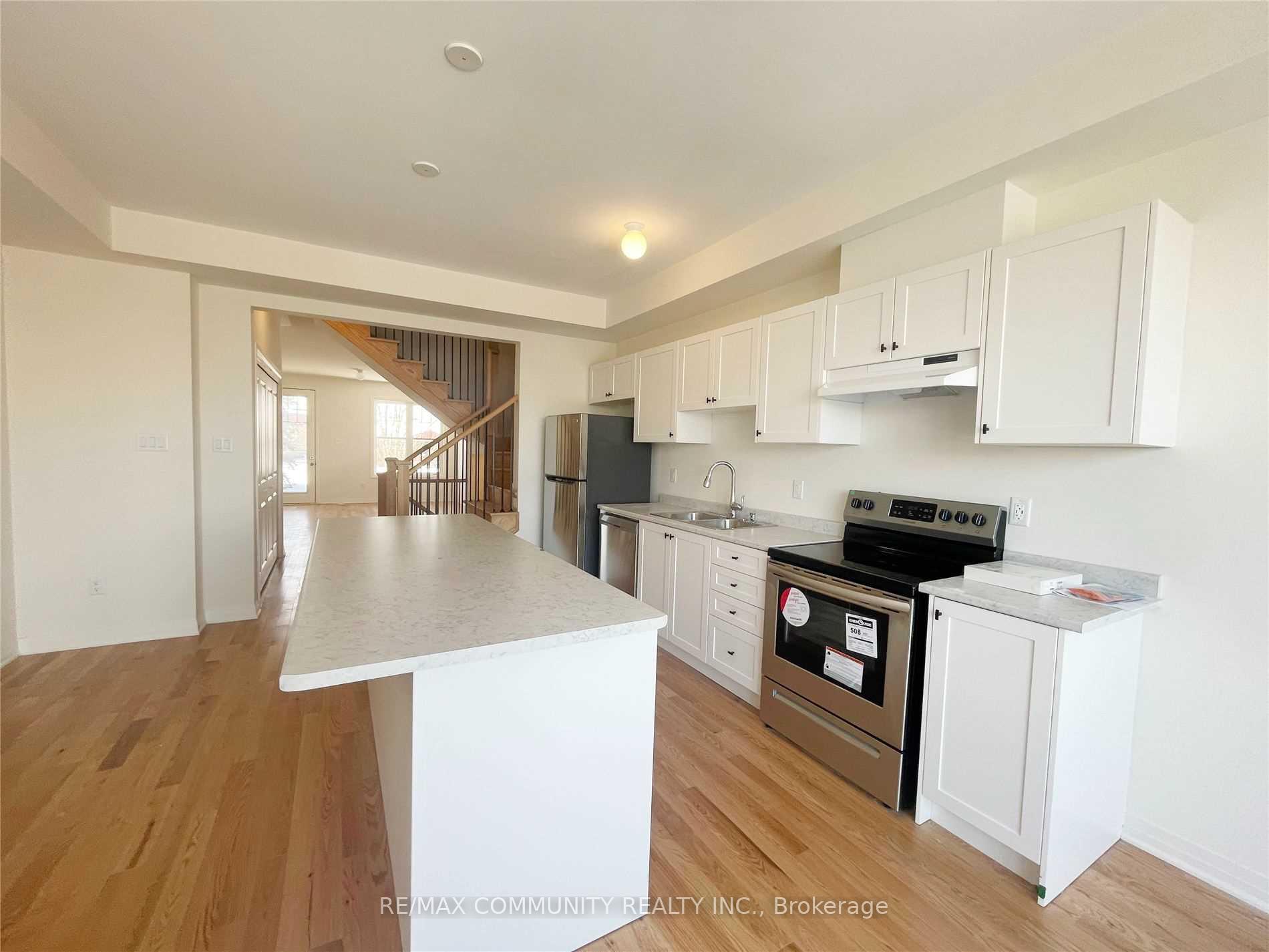Photo 10 of 1577 Green Road, Clarington, Bowmanville — HOMEH