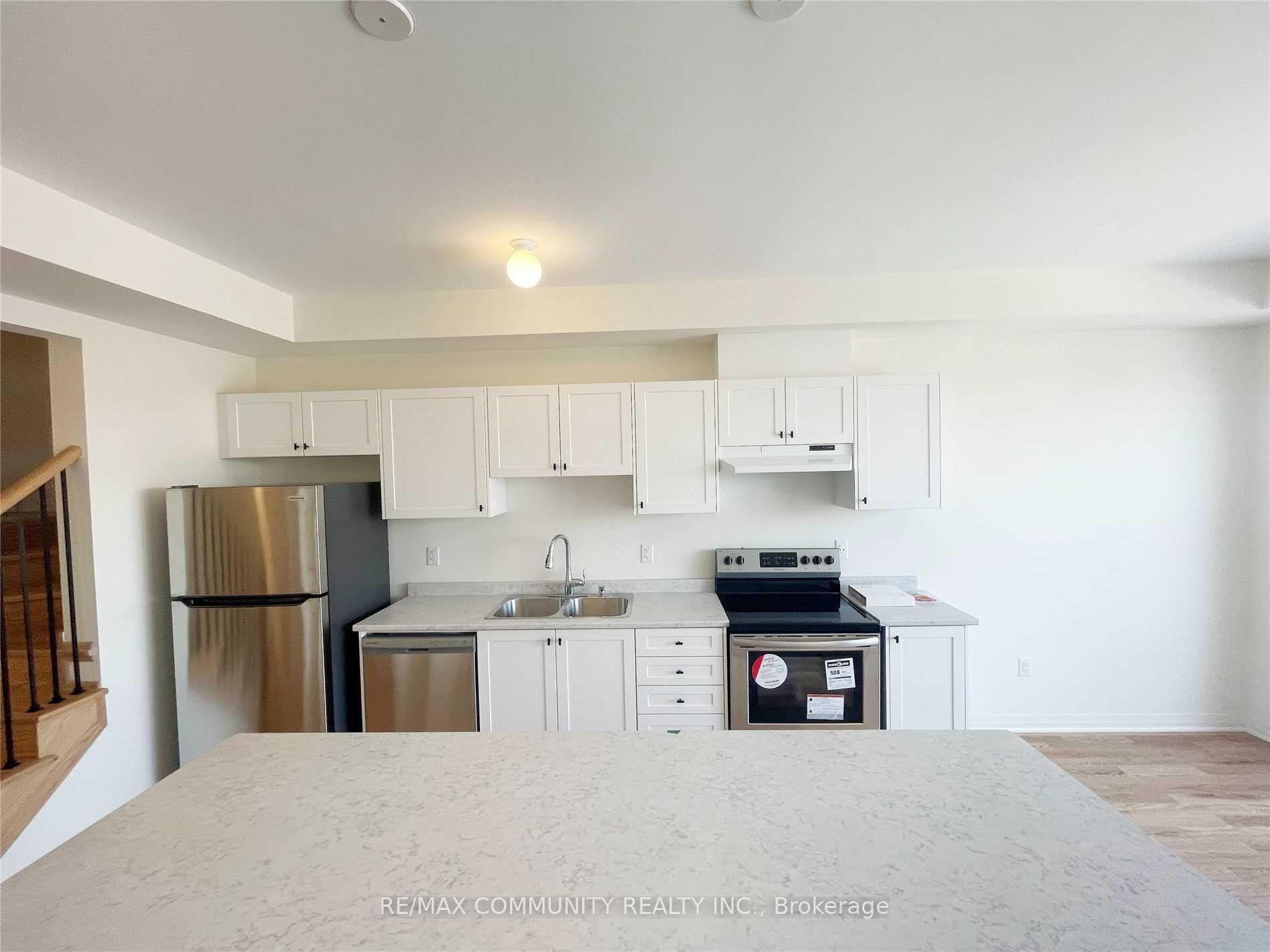 Photo 15 of 1577 Green Road, Clarington, Bowmanville — HOMEH