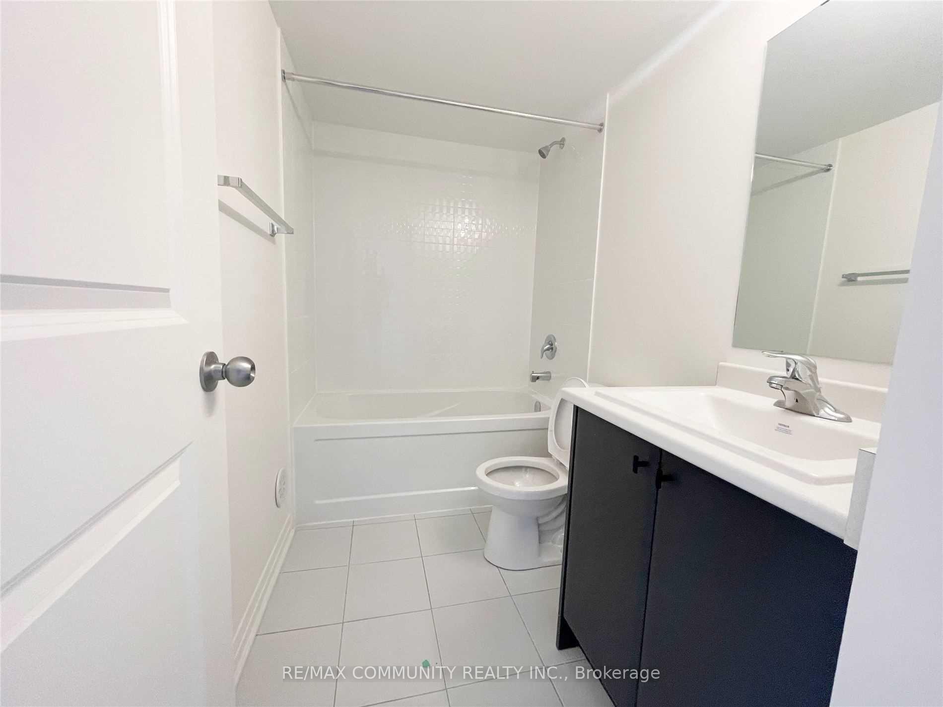 Photo 18 of 1577 Green Road, Clarington, Bowmanville — HOMEH