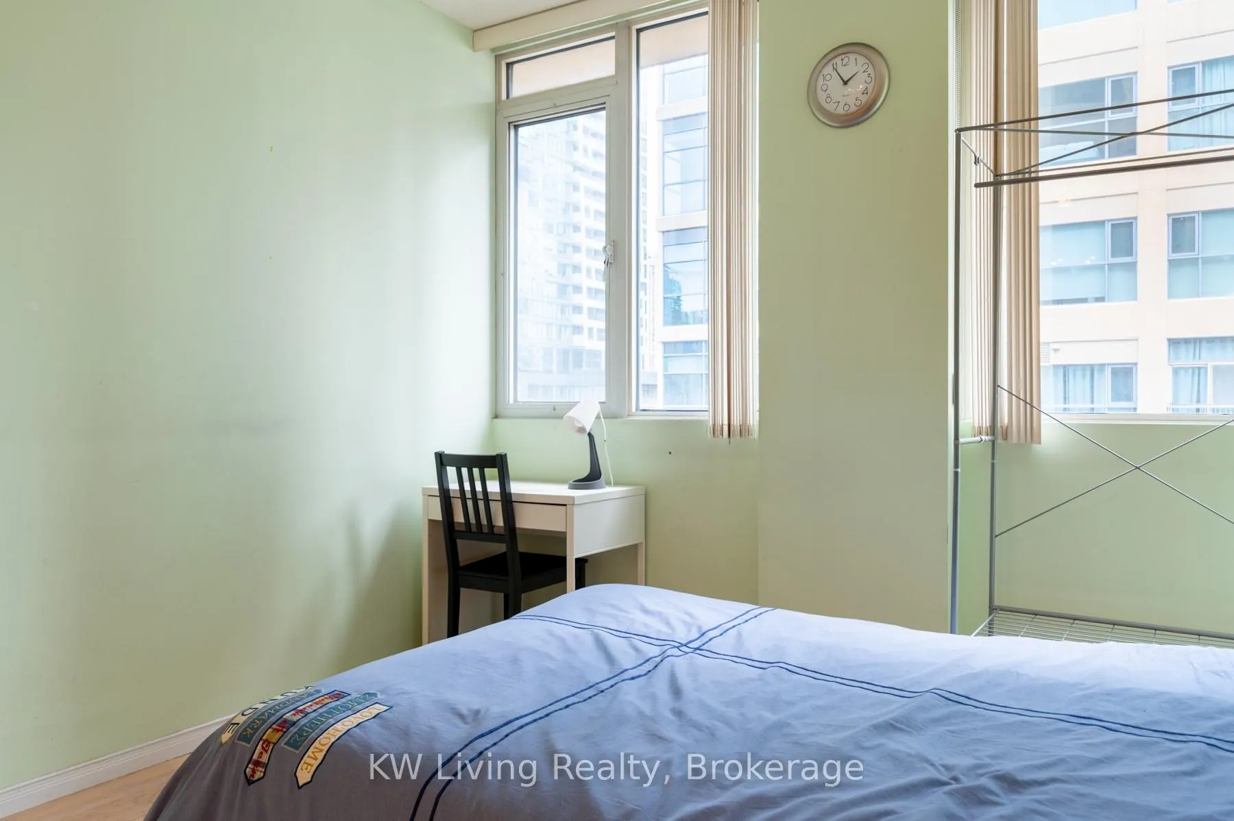 Photo 14 of Unit 404, 555 Yonge Street, Toronto, Church-Yonge Corridor — HOMEH