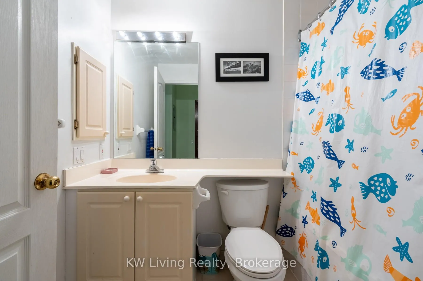 Photo 25 of Unit 404, 555 Yonge Street, Toronto, Church-Yonge Corridor — HOMEH