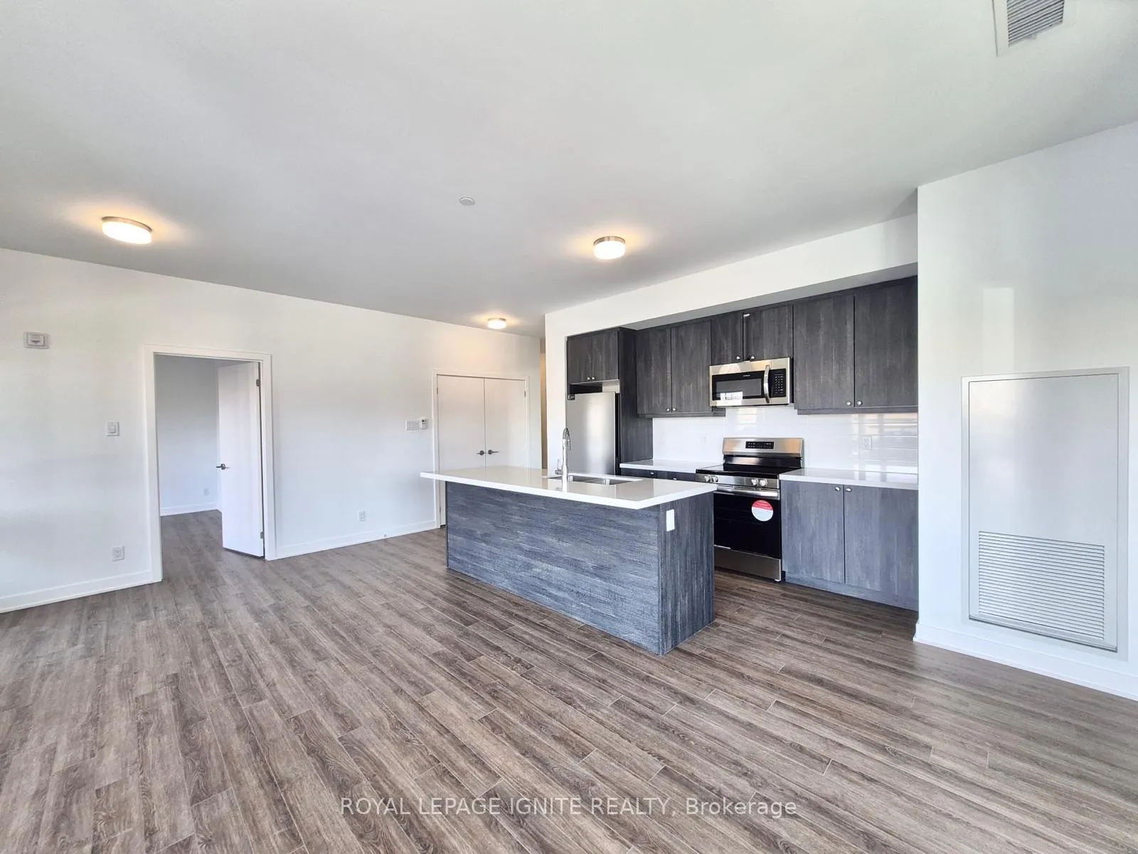 Photo 11 of Unit 1009, 55 Clarington Boulevard, Clarington, Bowmanville — HOMEH