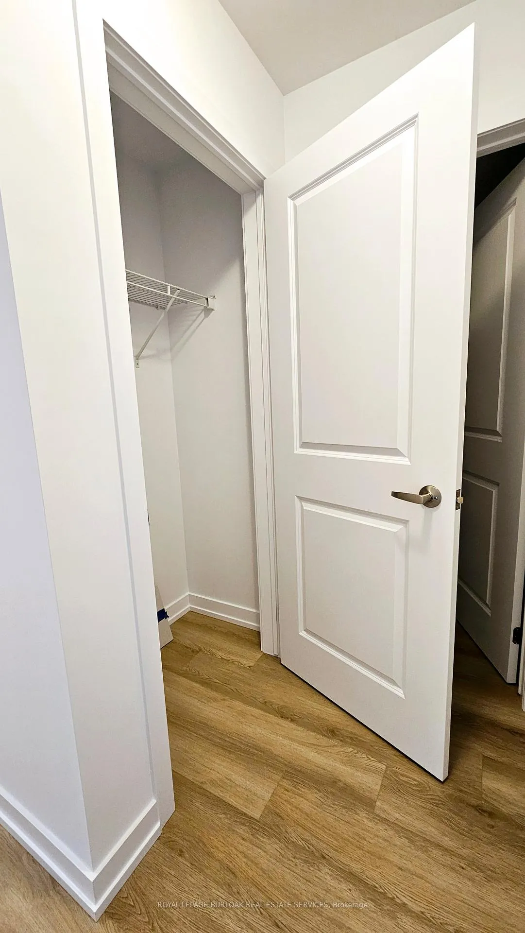 Photo 7 of Unit 322, 470 Dundas Street E, Hamilton, Waterdown — HOMEH