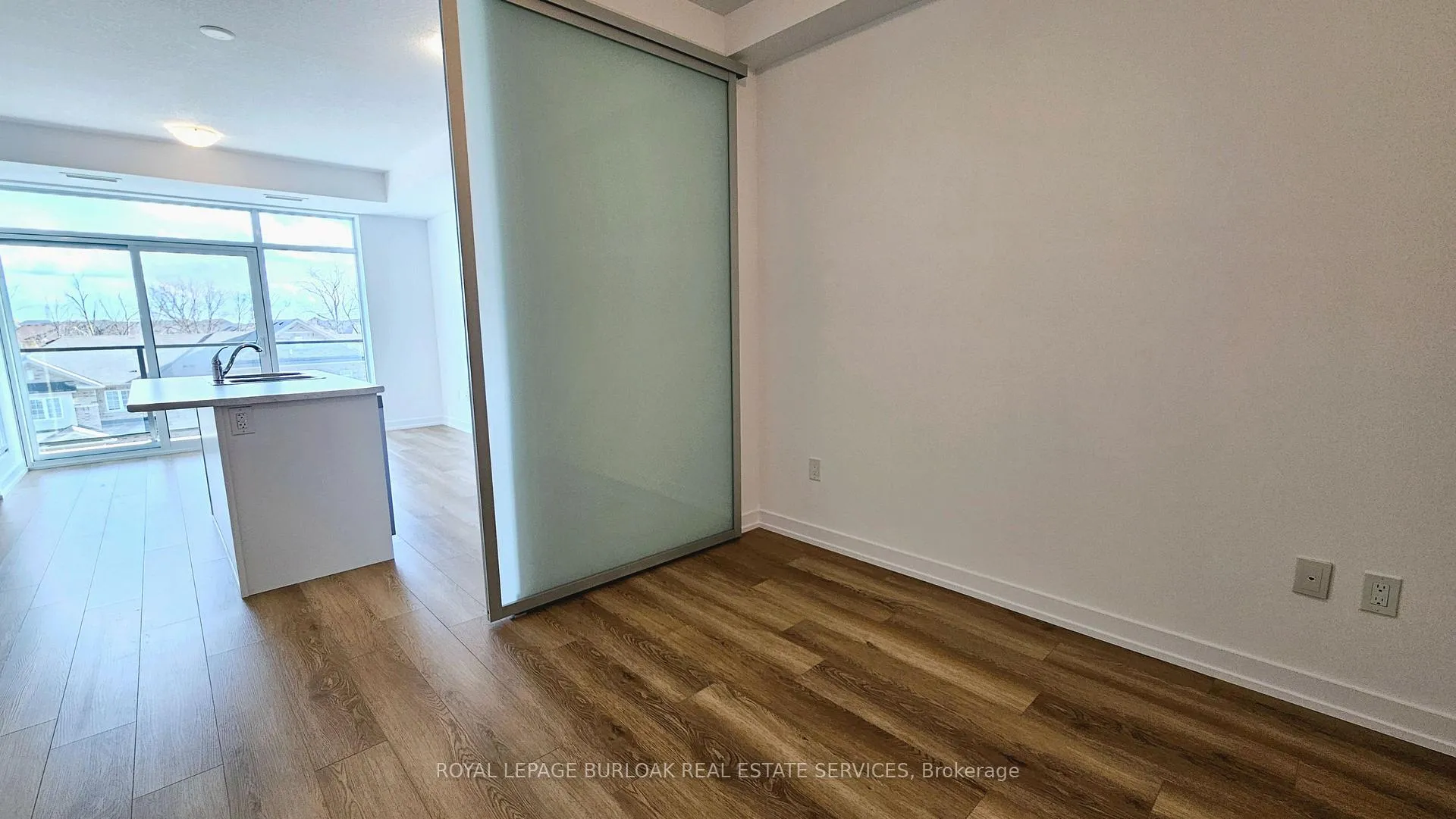 Photo 13 of Unit 322, 470 Dundas Street E, Hamilton, Waterdown — HOMEH