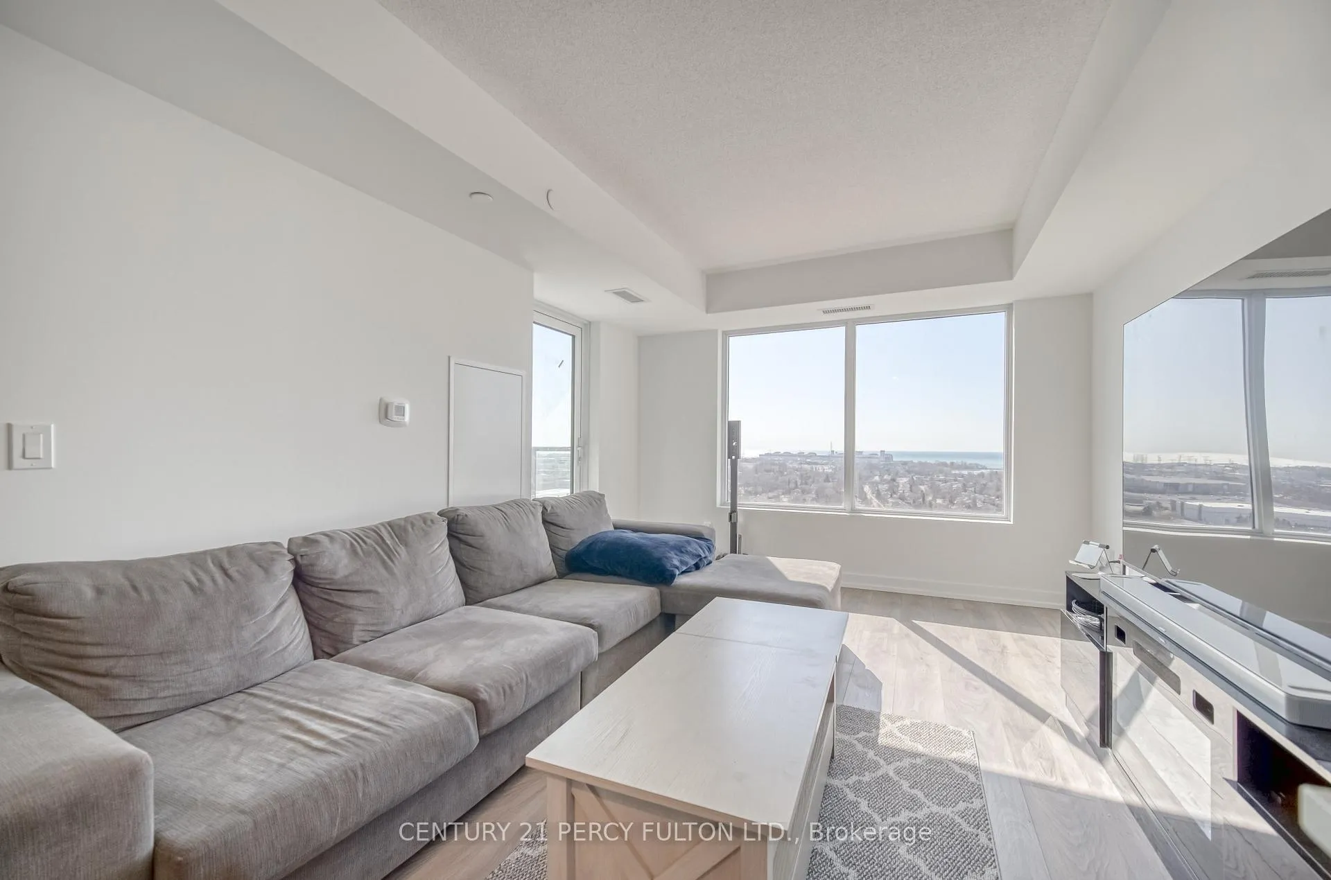 Photo 12 of Unit 2203, 1435 Celebration Drive, Pickering, Bay Ridges — HOMEH