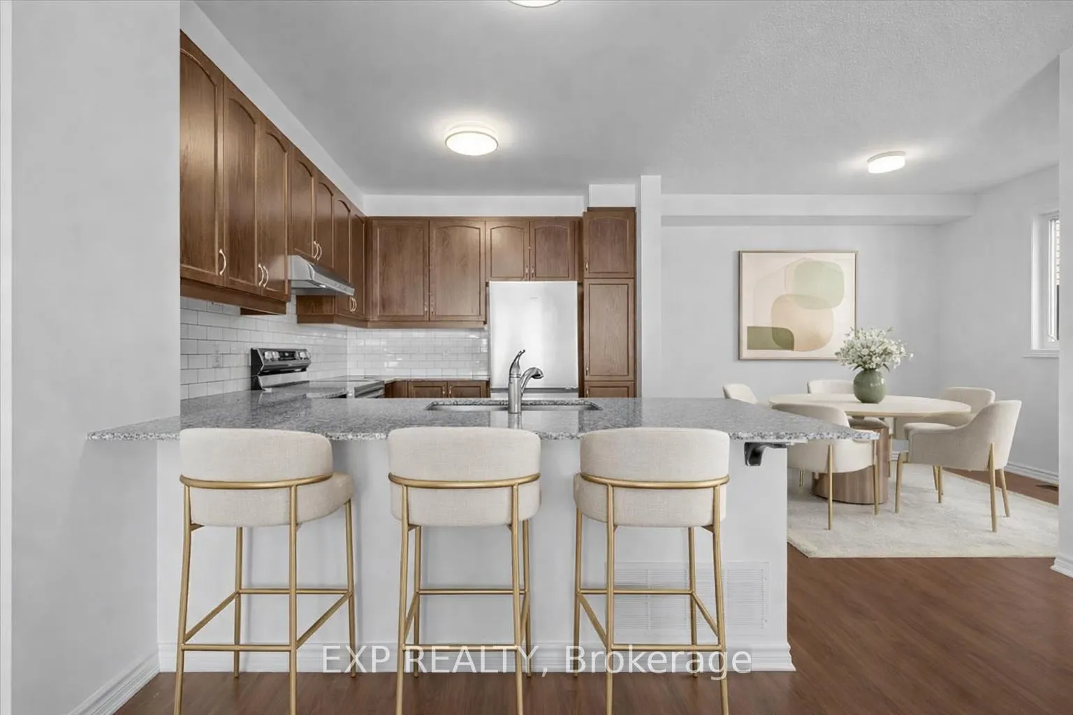 Photo 13 of 217 Hibernian Walk, Ottawa, Kanata - Emerald Meadows/Trailwest — HOMEH