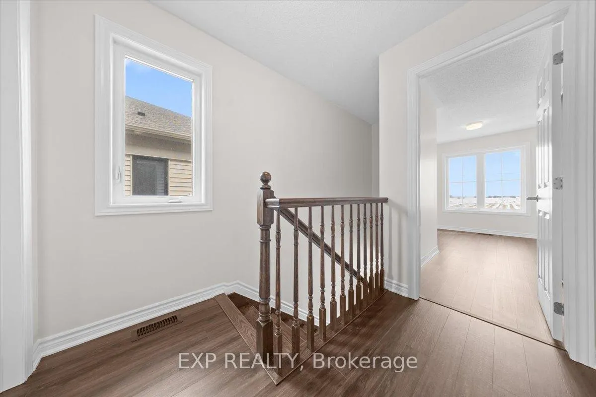 Photo 24 of 217 Hibernian Walk, Ottawa, Kanata - Emerald Meadows/Trailwest — HOMEH