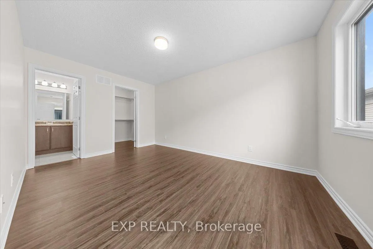 Photo 29 of 217 Hibernian Walk, Ottawa, Kanata - Emerald Meadows/Trailwest — HOMEH