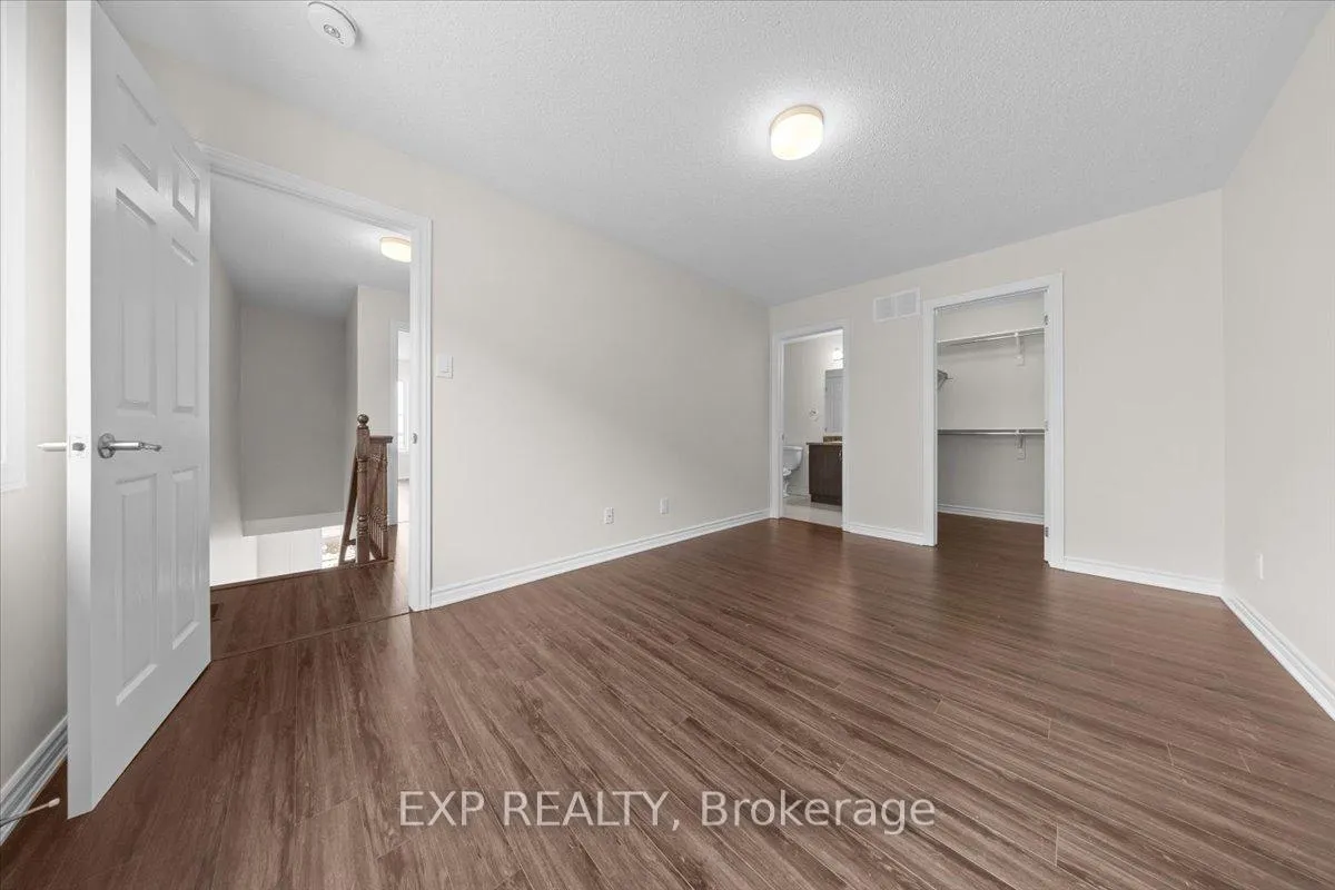 Photo 31 of 217 Hibernian Walk, Ottawa, Kanata - Emerald Meadows/Trailwest — HOMEH