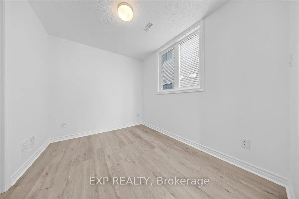 Photo 35 of 217 Hibernian Walk, Ottawa, Kanata - Emerald Meadows/Trailwest — HOMEH