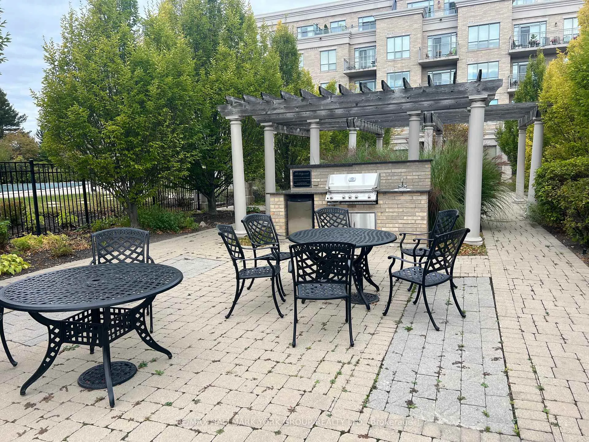 Photo 4 of Unit 428, 180 John West Way, Aurora, Bayview Wellington — HOMEH