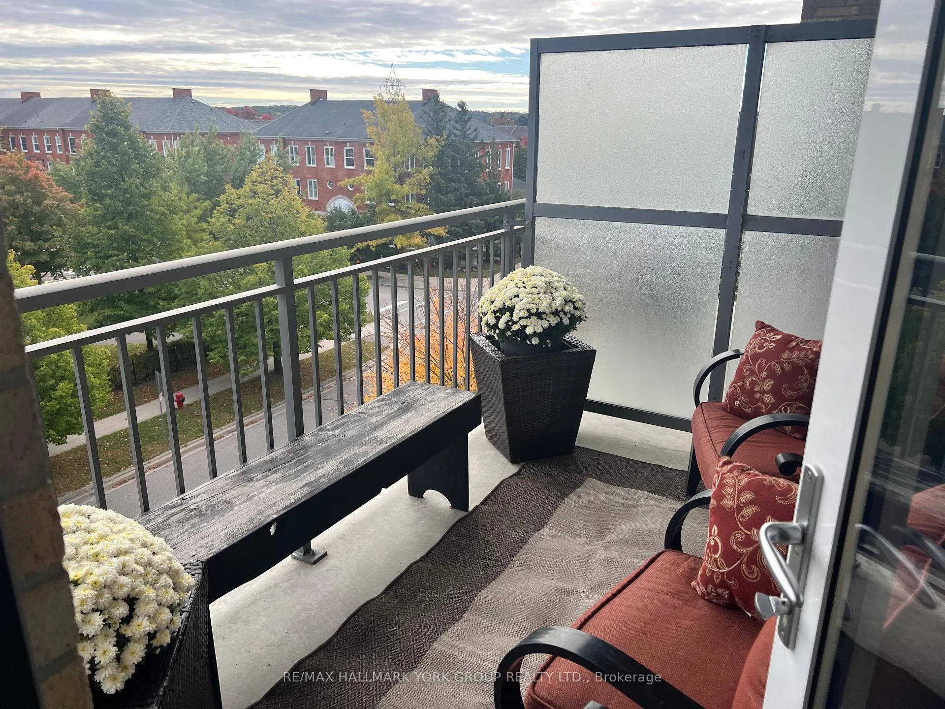 Photo 7 of Unit 428, 180 John West Way, Aurora, Bayview Wellington — HOMEH