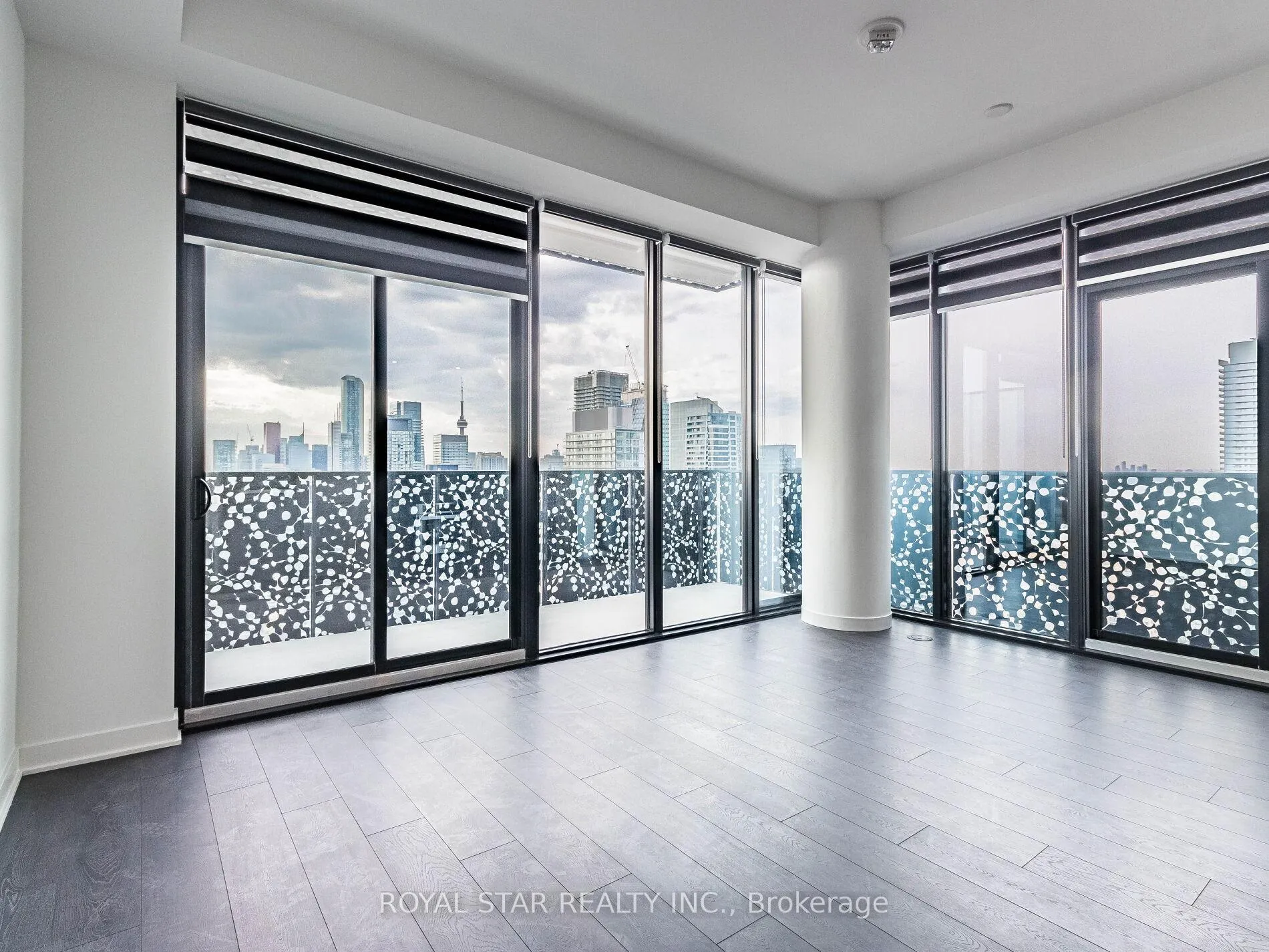 Photo 5 of Unit 3906, 55 Charles Street E, Toronto, Church-Yonge Corridor — HOMEH
