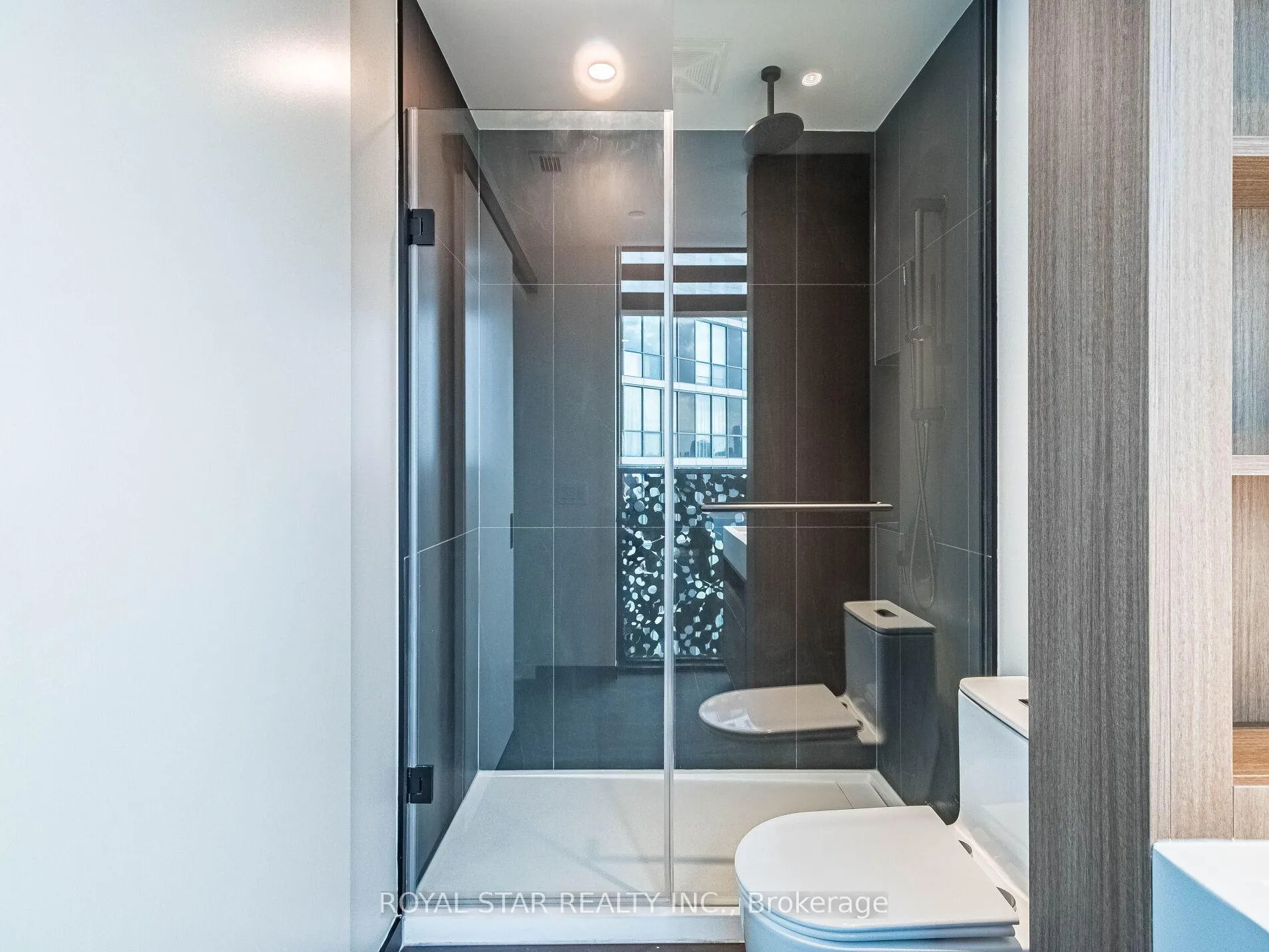 Photo 19 of Unit 3906, 55 Charles Street E, Toronto, Church-Yonge Corridor — HOMEH