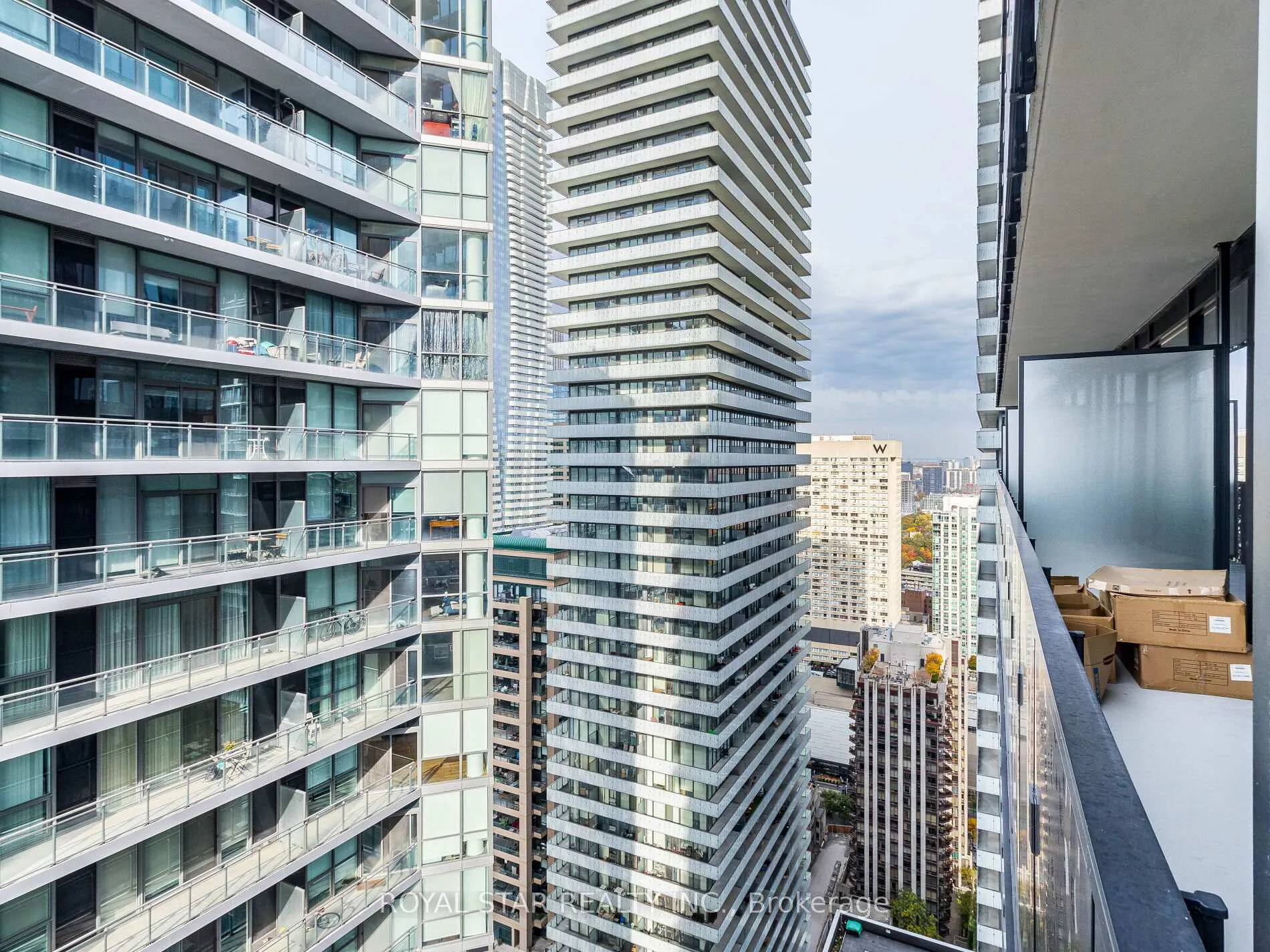 Photo 22 of Unit 3906, 55 Charles Street E, Toronto, Church-Yonge Corridor — HOMEH
