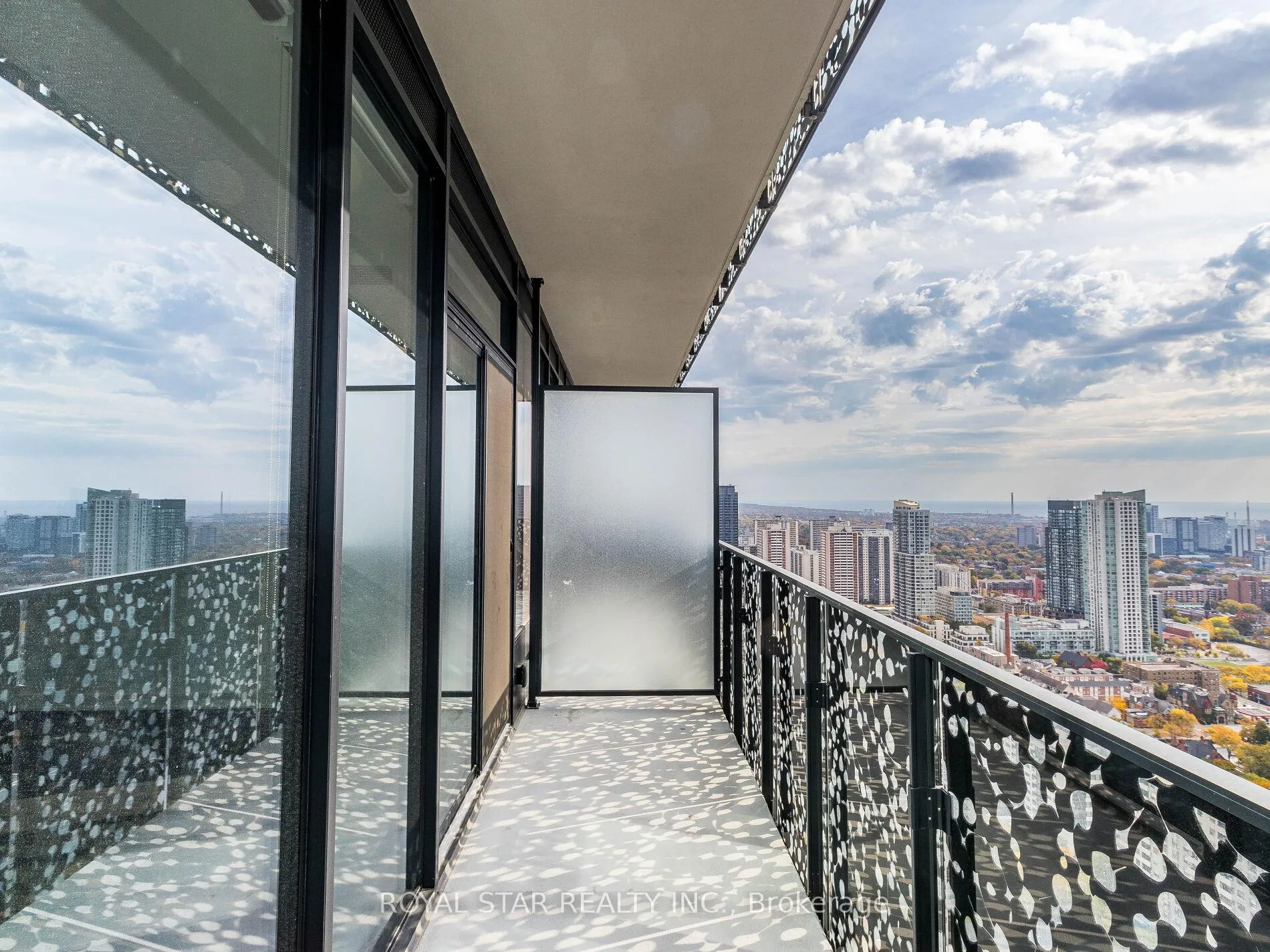 Photo 29 of Unit 3906, 55 Charles Street E, Toronto, Church-Yonge Corridor — HOMEH