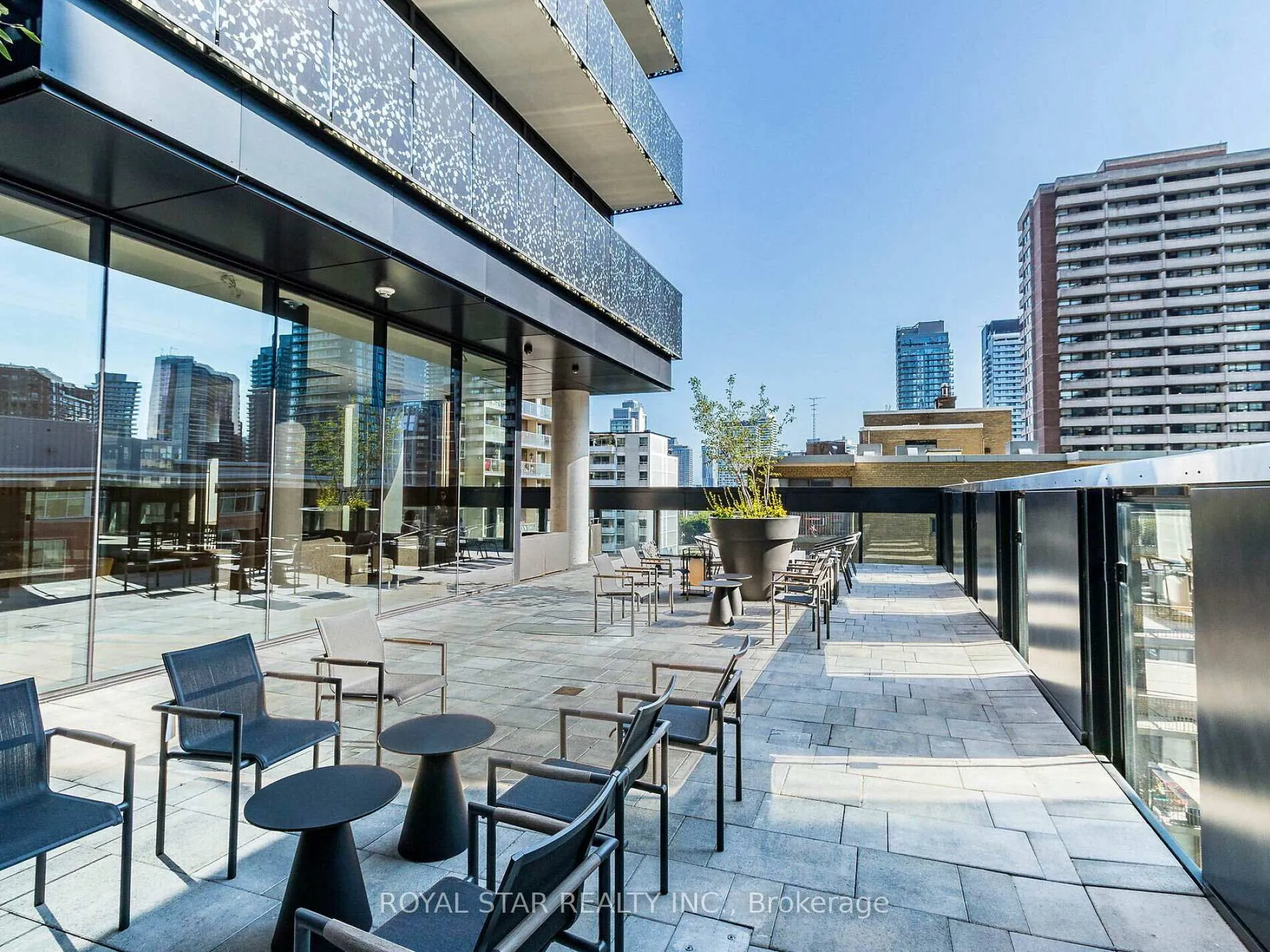 Photo 34 of Unit 3906, 55 Charles Street E, Toronto, Church-Yonge Corridor — HOMEH