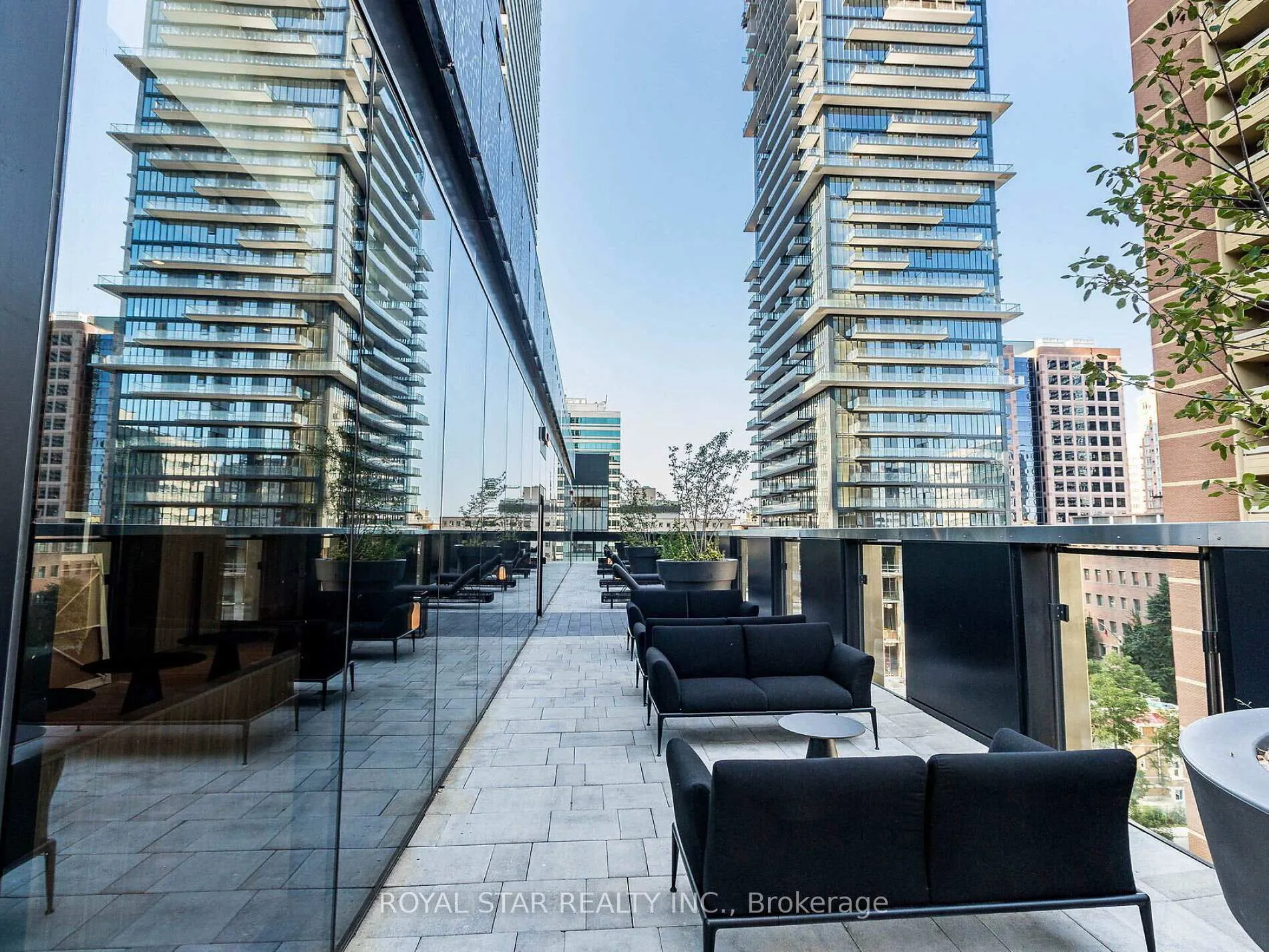 Photo 40 of Unit 3906, 55 Charles Street E, Toronto, Church-Yonge Corridor — HOMEH