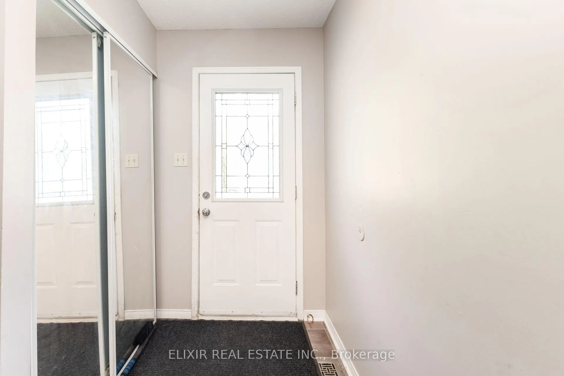 Photo 3 of Unit 16, 1995 Pinegrove Avenue, Pickering, Highbush — HOMEH