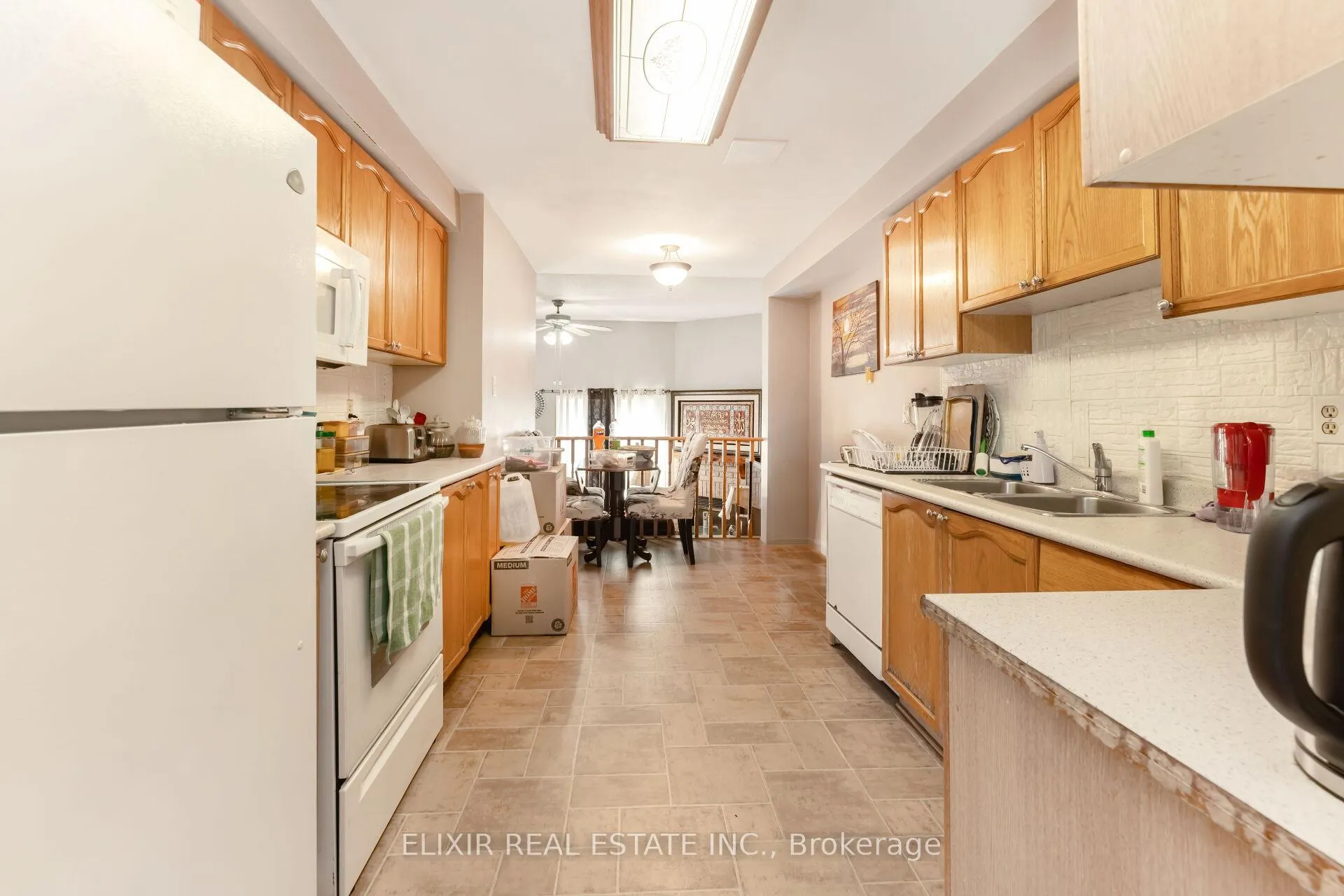 Photo 14 of Unit 16, 1995 Pinegrove Avenue, Pickering, Highbush — HOMEH