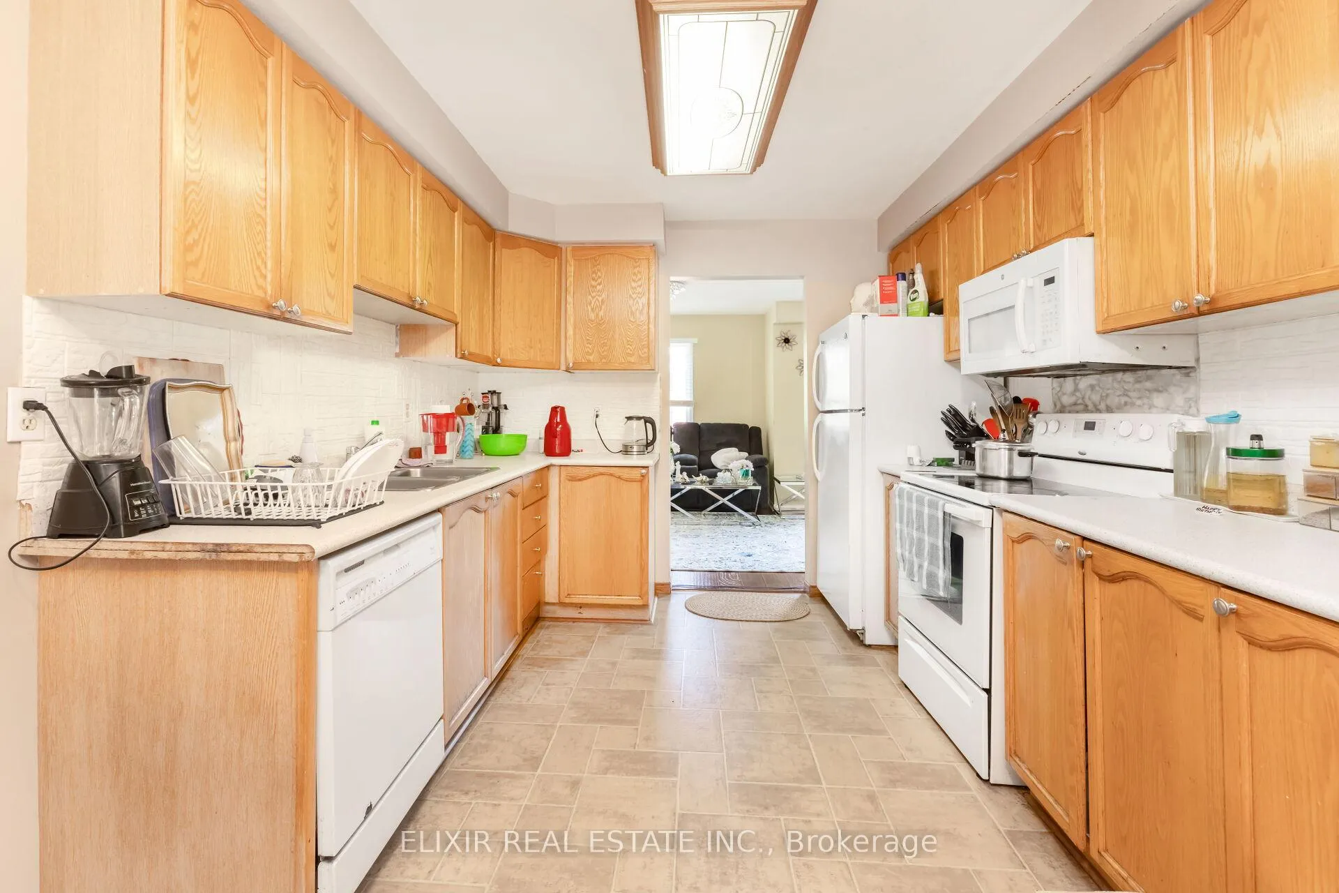Photo 17 of Unit 16, 1995 Pinegrove Avenue, Pickering, Highbush — HOMEH