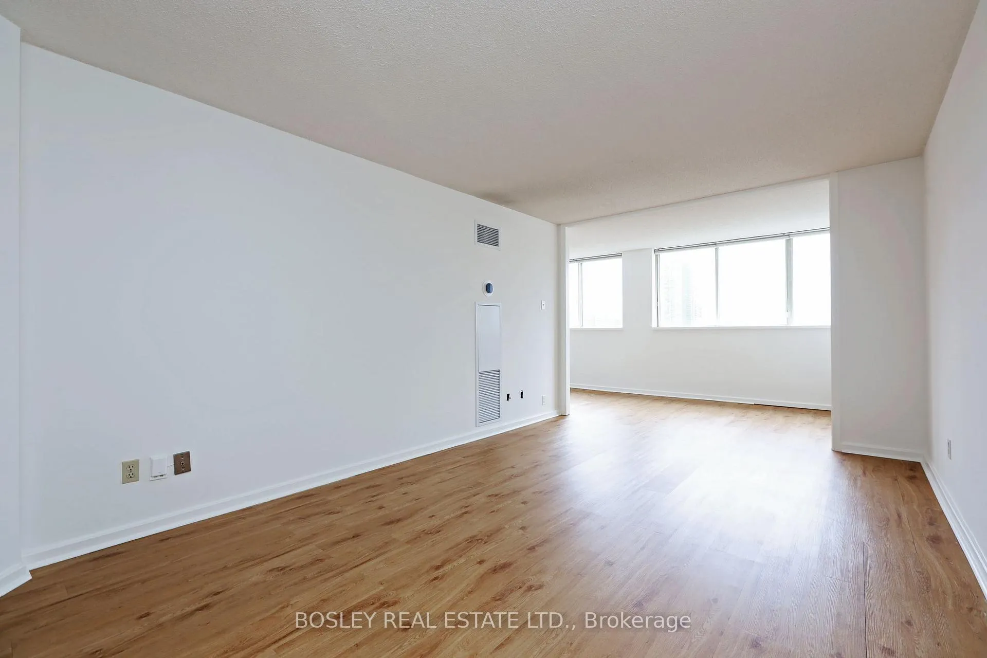 Photo 17 of Unit 2106, 15 Maitland Place, Toronto, Cabbagetown-South St. James Town — HOMEH