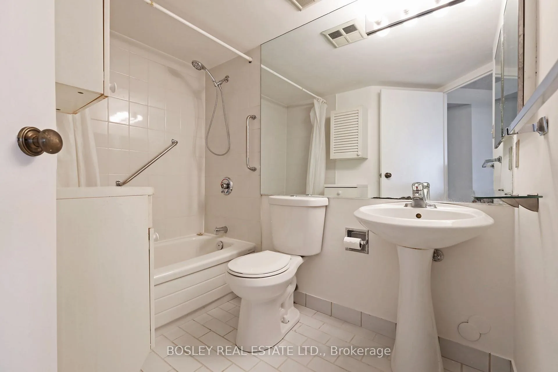 Photo 21 of Unit 2106, 15 Maitland Place, Toronto, Cabbagetown-South St. James Town — HOMEH