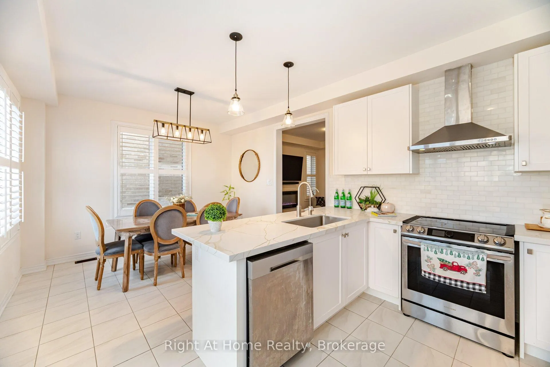 Photo 14 of 78 Boathouse Road, Brampton, Northwest Brampton — HOMEH