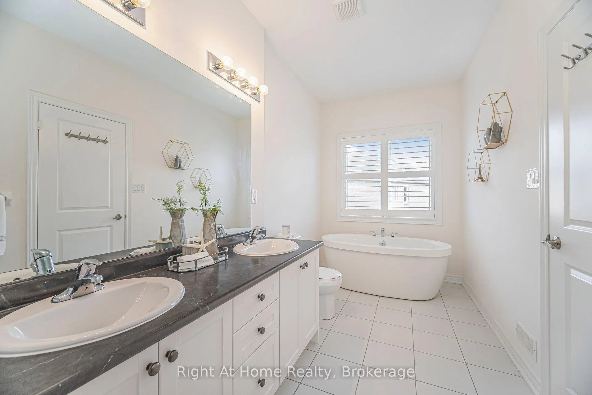 Photo 25 of 78 Boathouse Road, Brampton, Northwest Brampton — HOMEH
