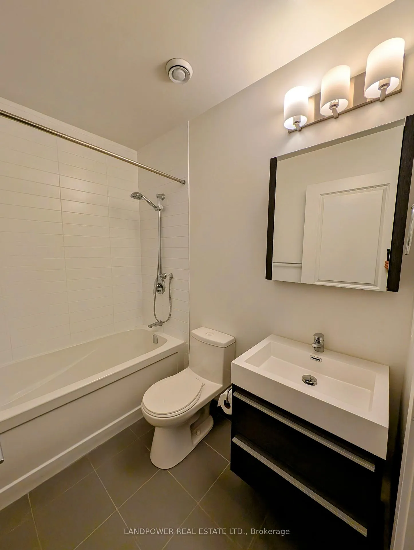 Photo 18 of Unit 606, 180 Enterprise Boulevard N, Markham, Unionville — HOMEH