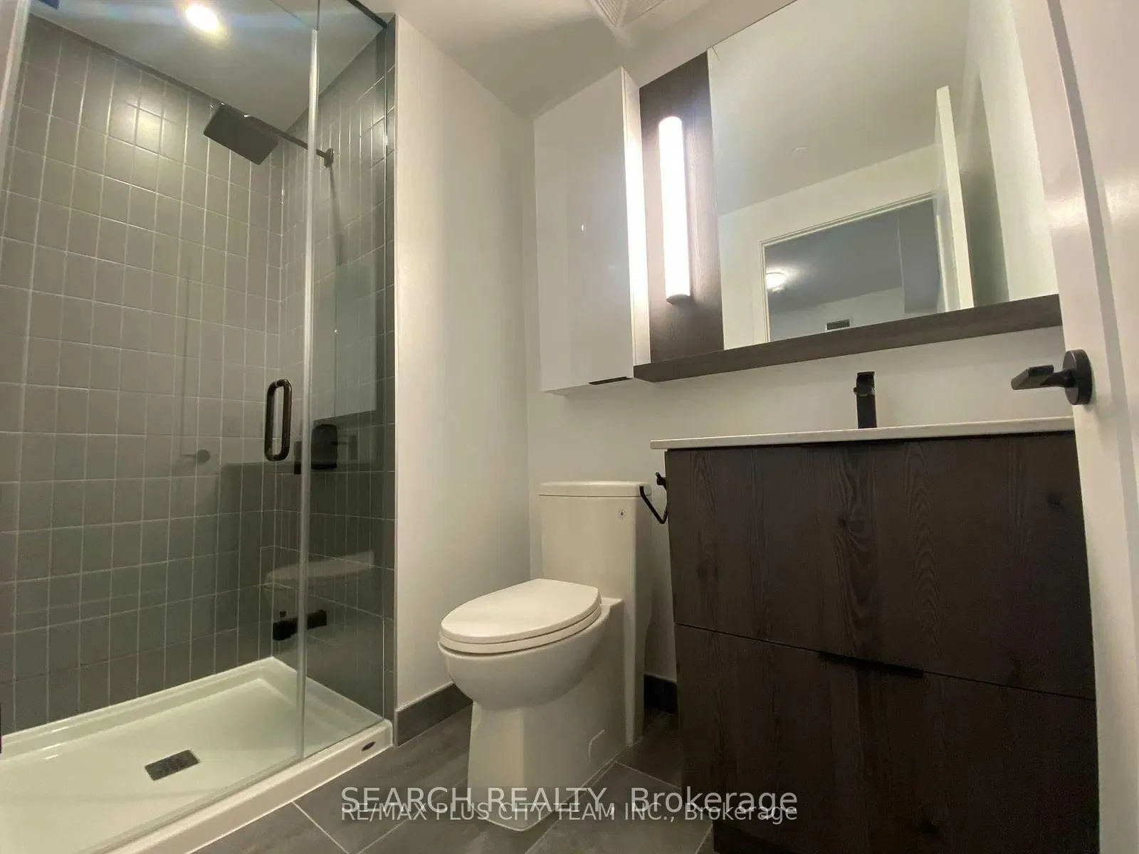 Photo 8 of Unit 719, 5 Defries Street, Toronto, Regent Park — HOMEH