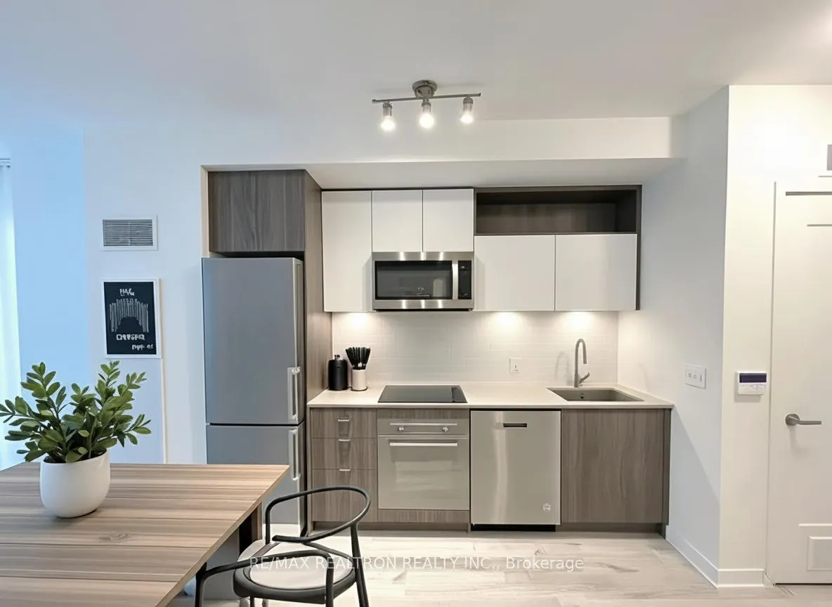 Front of Unit 460 SW, 121 Lower Sherbourne Street SW