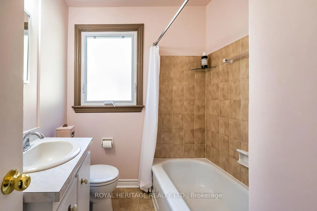 Photo 14 of 250 King George Street, Peterborough, Otonabee Ward 1 — HOMEH