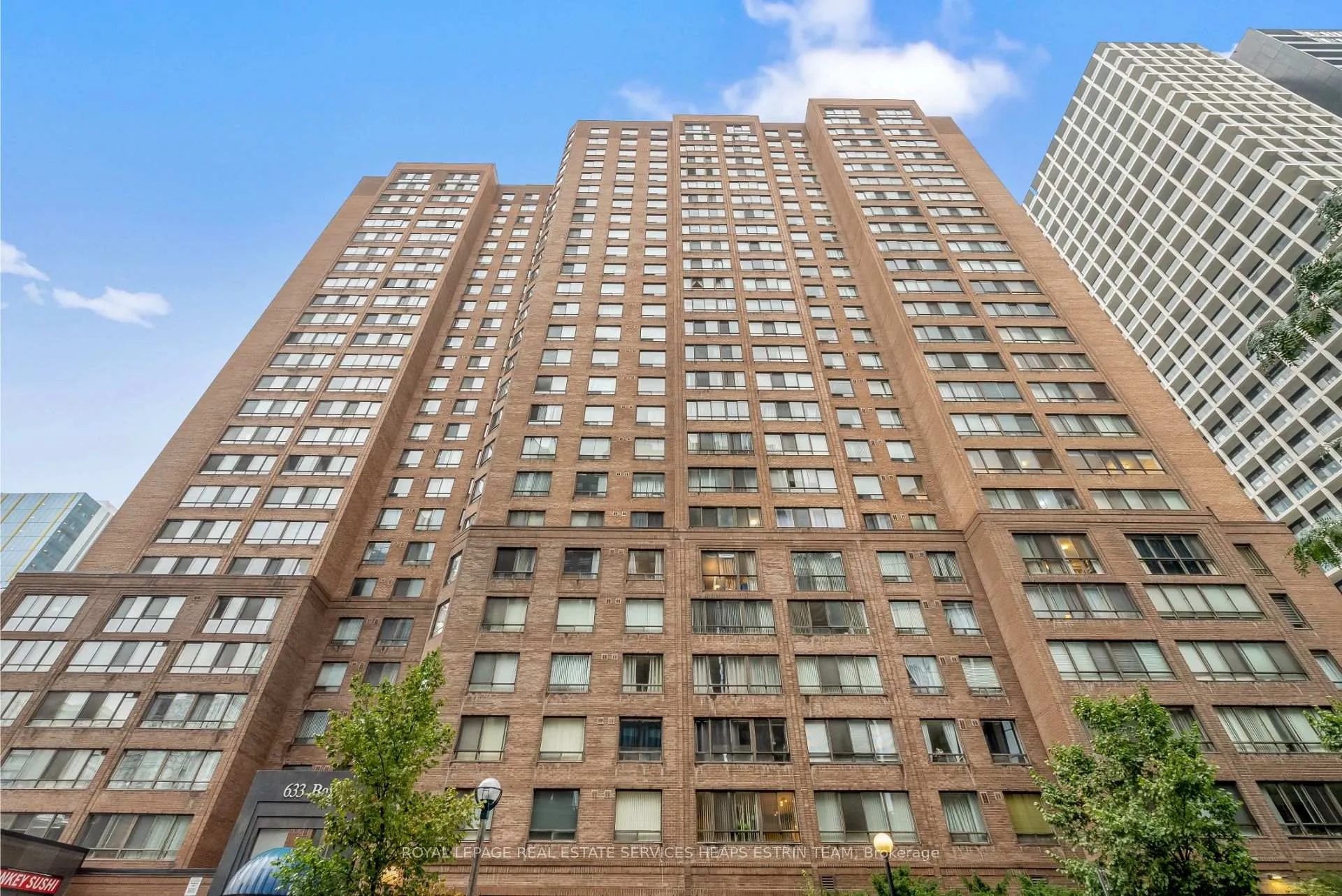 Front of Unit 807, 633 Bay Street