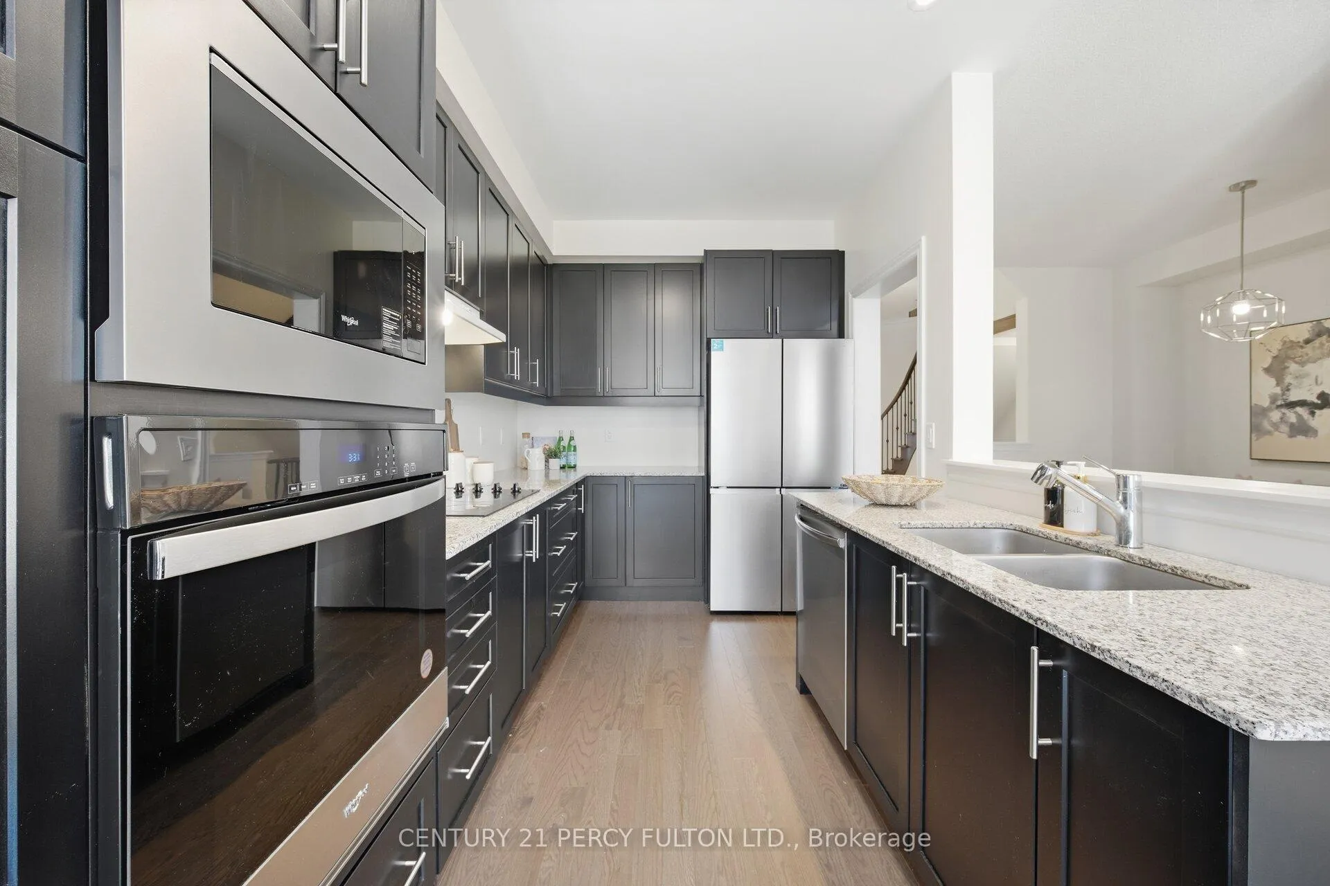 Photo 12 of 32 Mountainside Crescent, Whitby, Rolling Acres — HOMEH