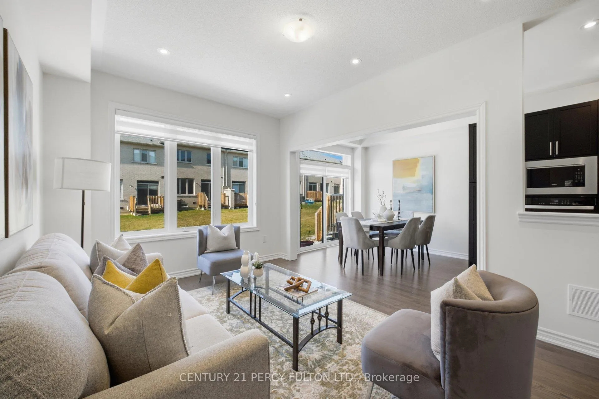Photo 17 of 32 Mountainside Crescent, Whitby, Rolling Acres — HOMEH
