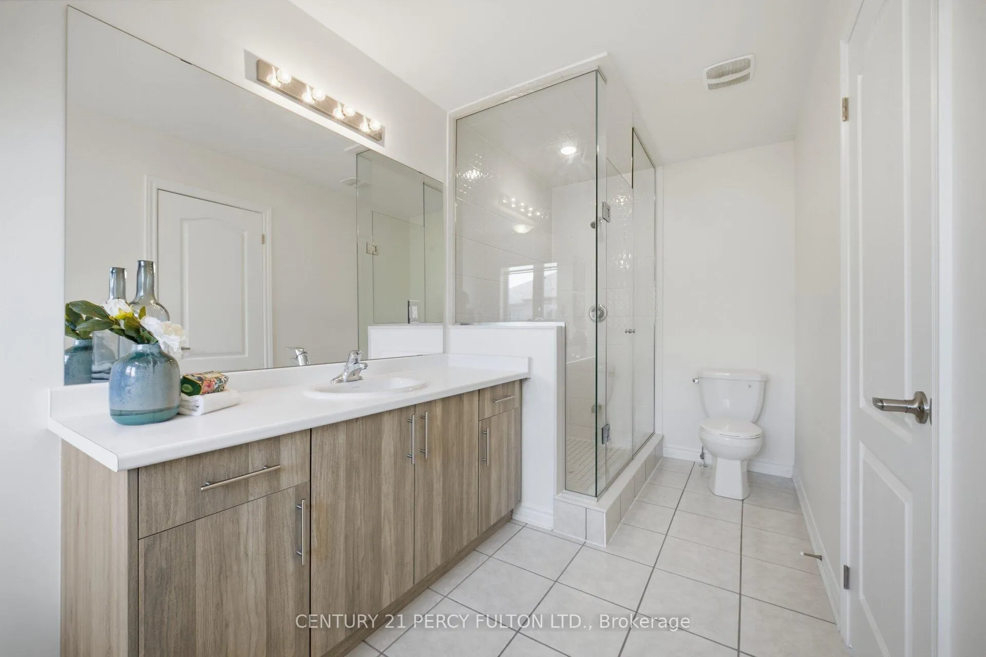 Photo 28 of 32 Mountainside Crescent, Whitby, Rolling Acres — HOMEH