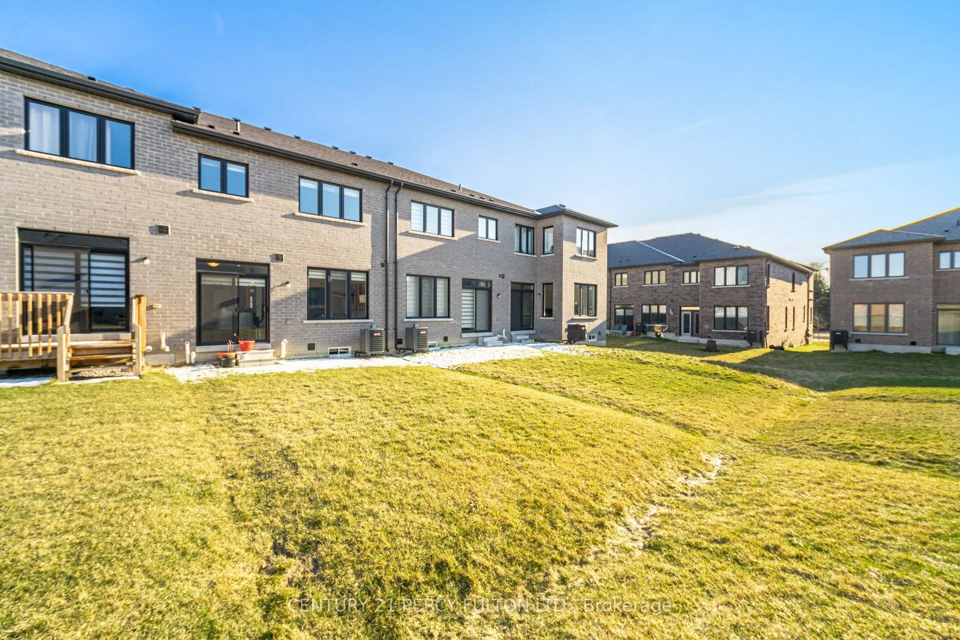 Photo 41 of 32 Mountainside Crescent, Whitby, Rolling Acres — HOMEH