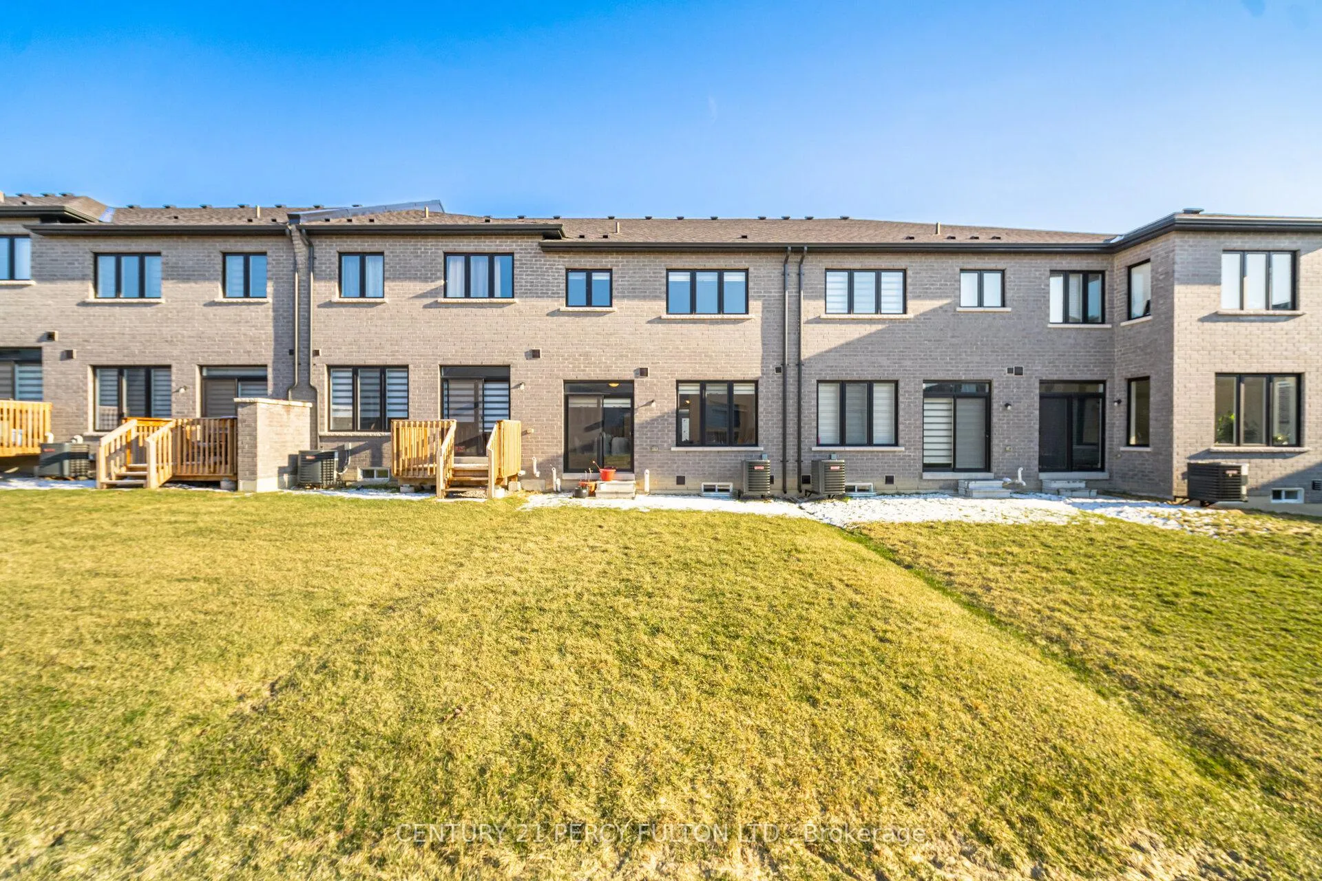 Photo 42 of 32 Mountainside Crescent, Whitby, Rolling Acres — HOMEH